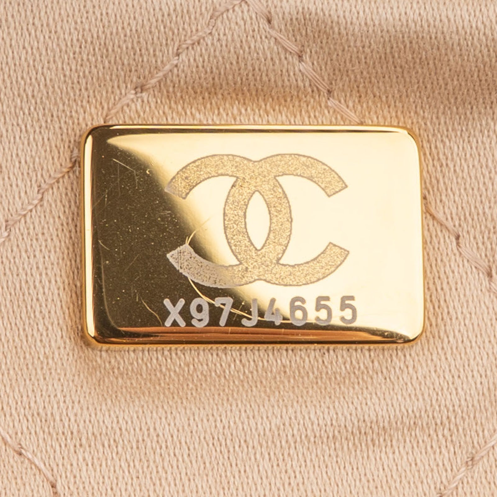 Chanel 22 - Maxi Drawstring Schultertasche