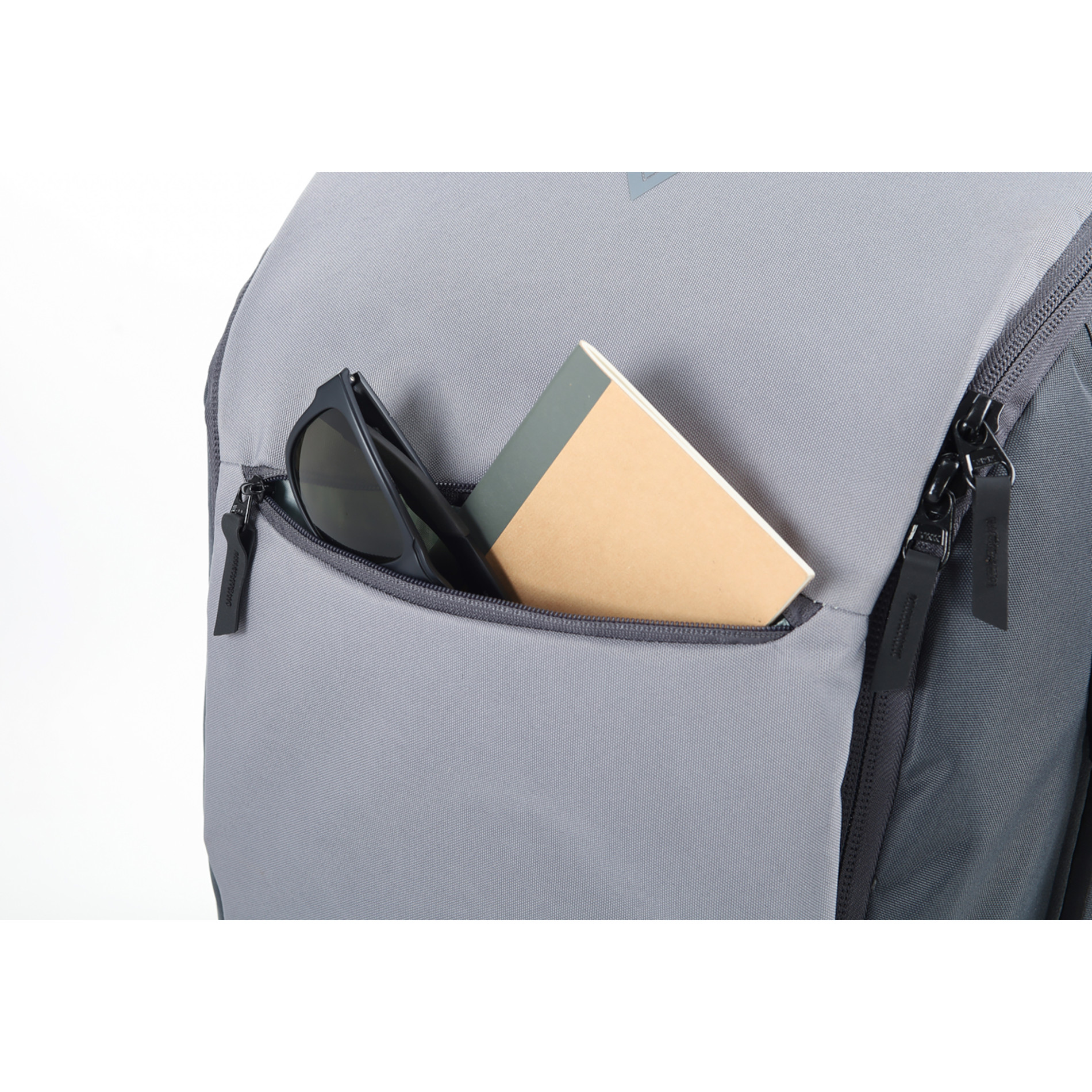 Rucksack NIKURO TRAVELER - Graphite