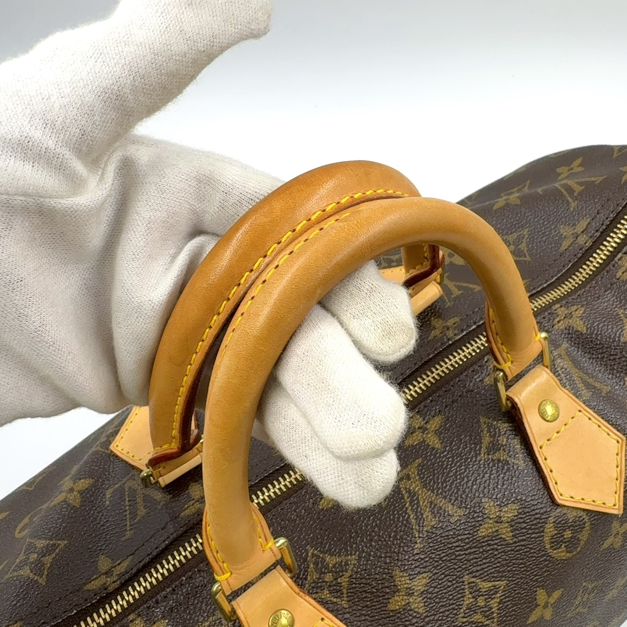 Louis Vuitton  Speedy 40  Monogram Boston Bag