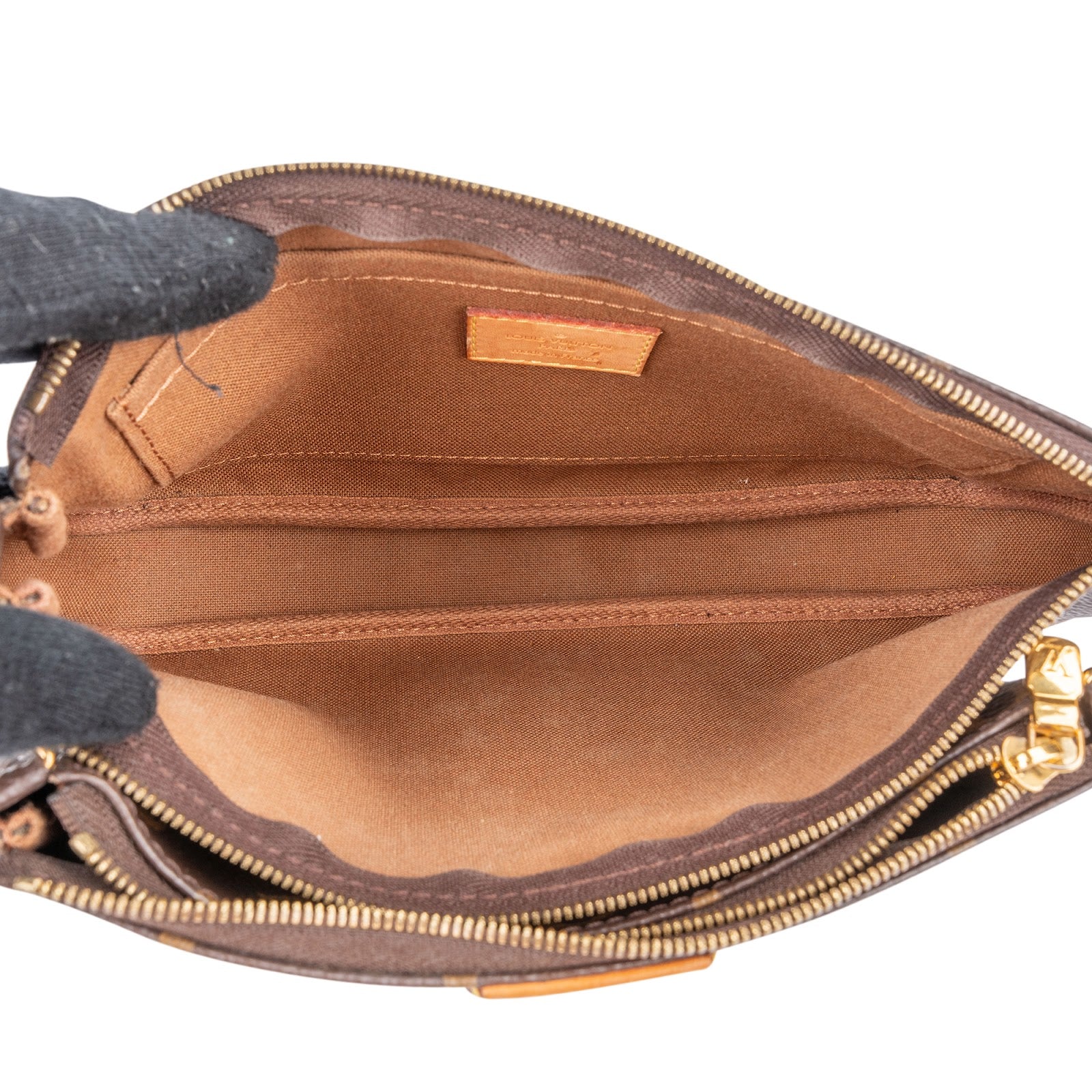 Louis Vuitton - Multi Pochette Accessoires Crossbody Bag