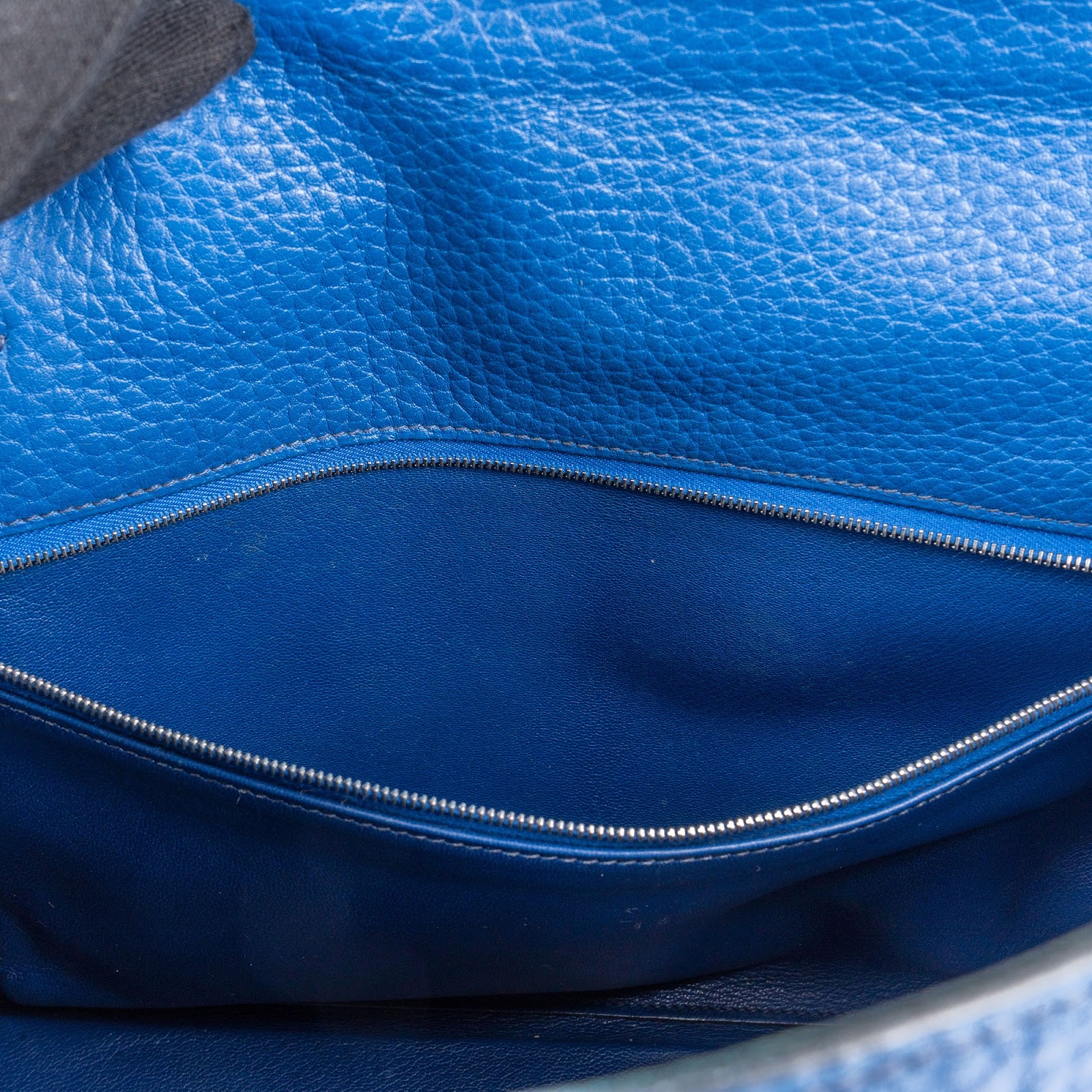 Sac à main Hermès Kelly Retourne 35 en cuir Bleu Togo
