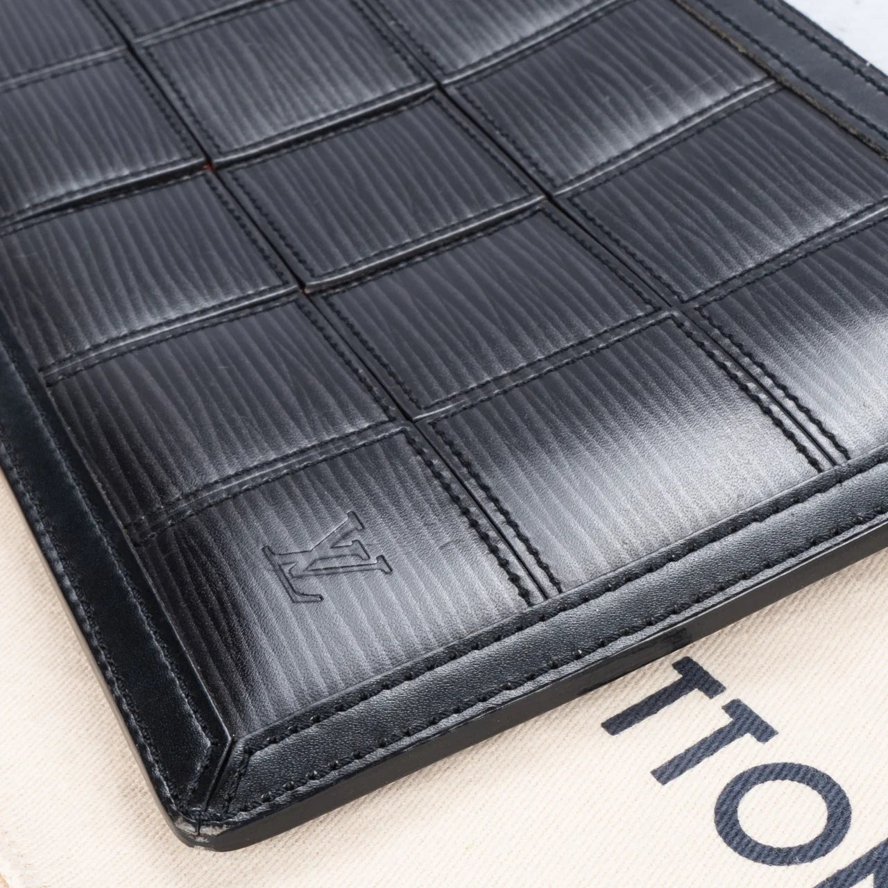 Louis Vuitton - Epi Stretch Pochette Accessoire