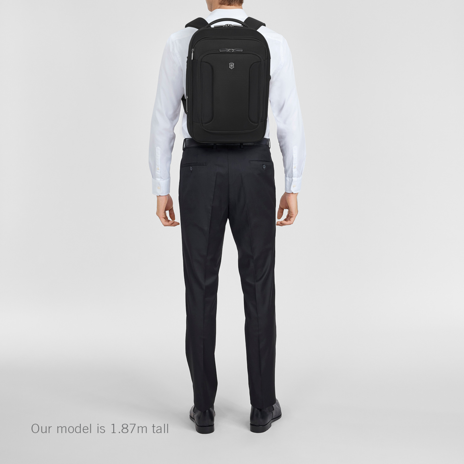 Werks Traveler 7.0 Compact Backpack - Black