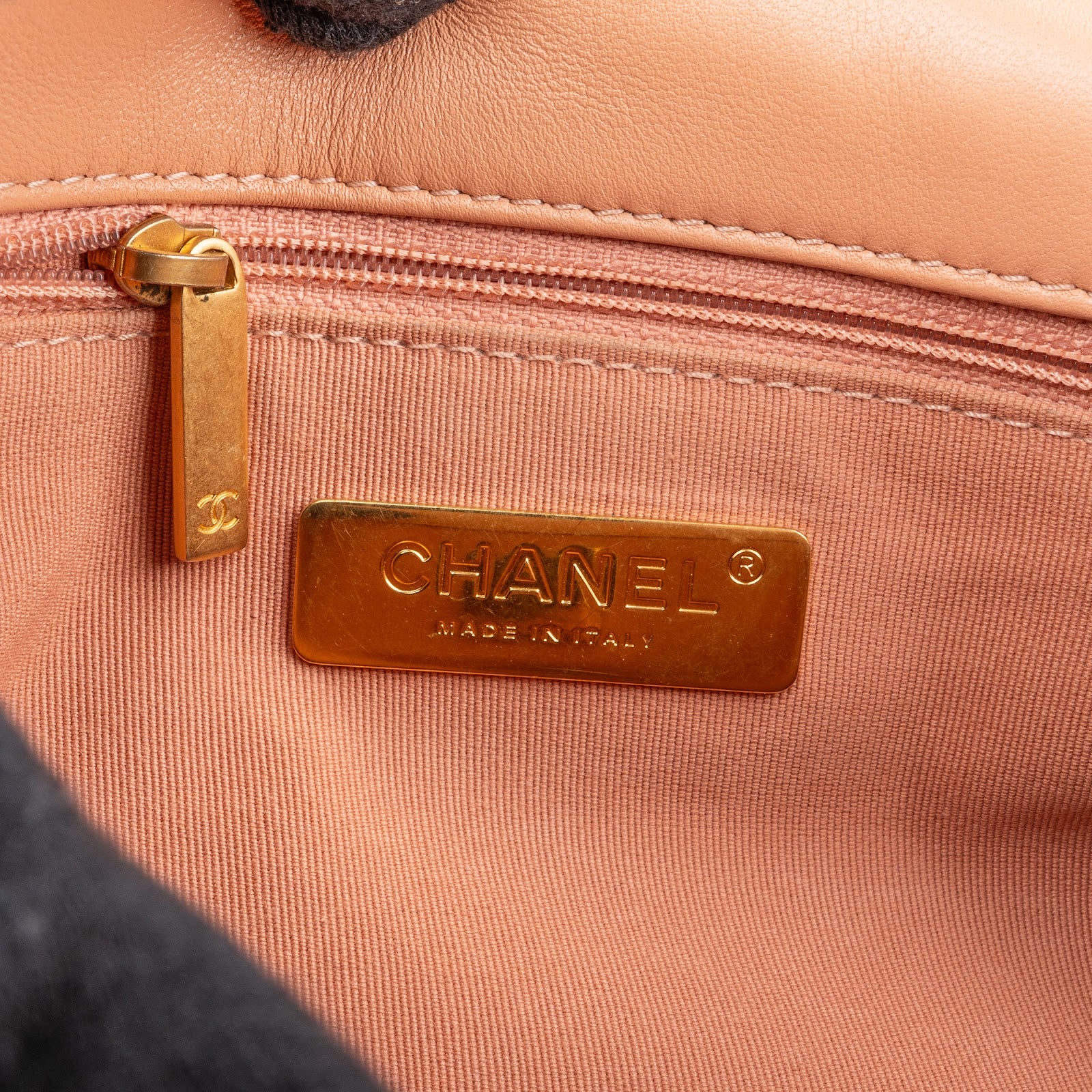 Chanel - 19 Single Flap Shoulder Bag