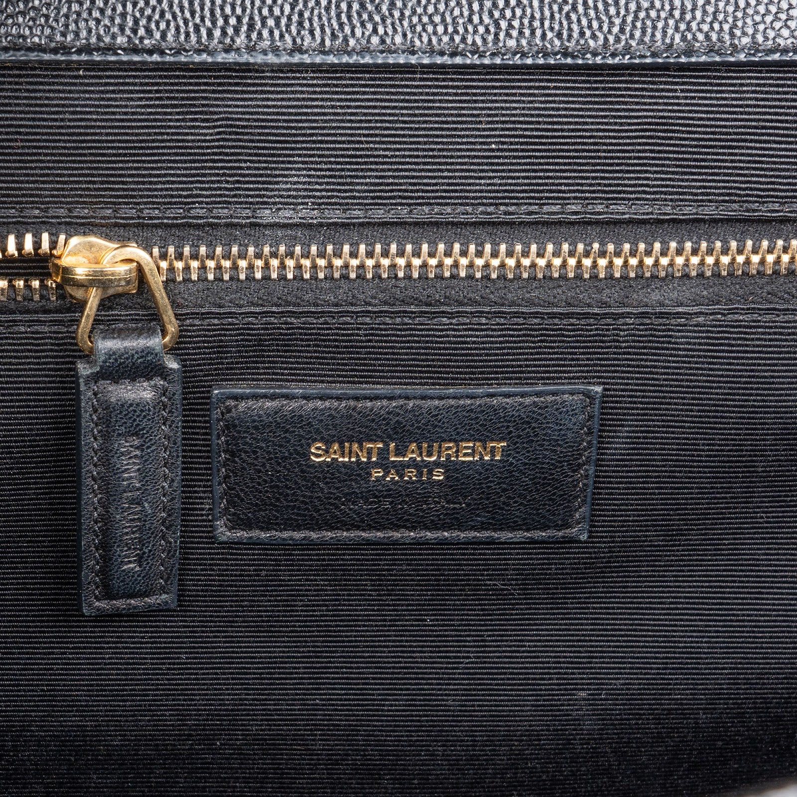 Saint Laurent - Medium Envelope Crossbody Bag