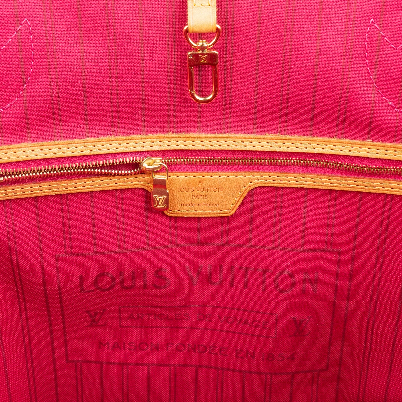 Louis Vuitton – My LV World Tour Patches Neverfull MM Shoulder Bag