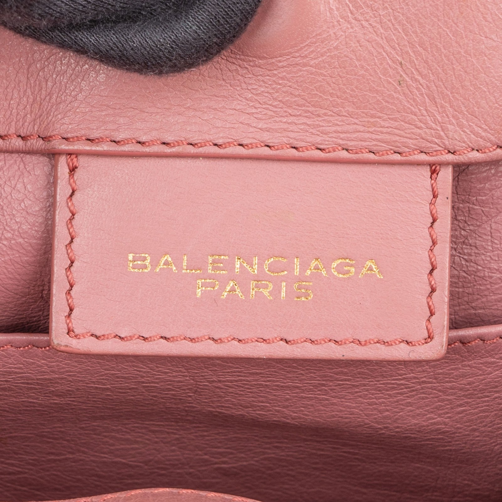 Różowa skórzana torebka Balenciaga City