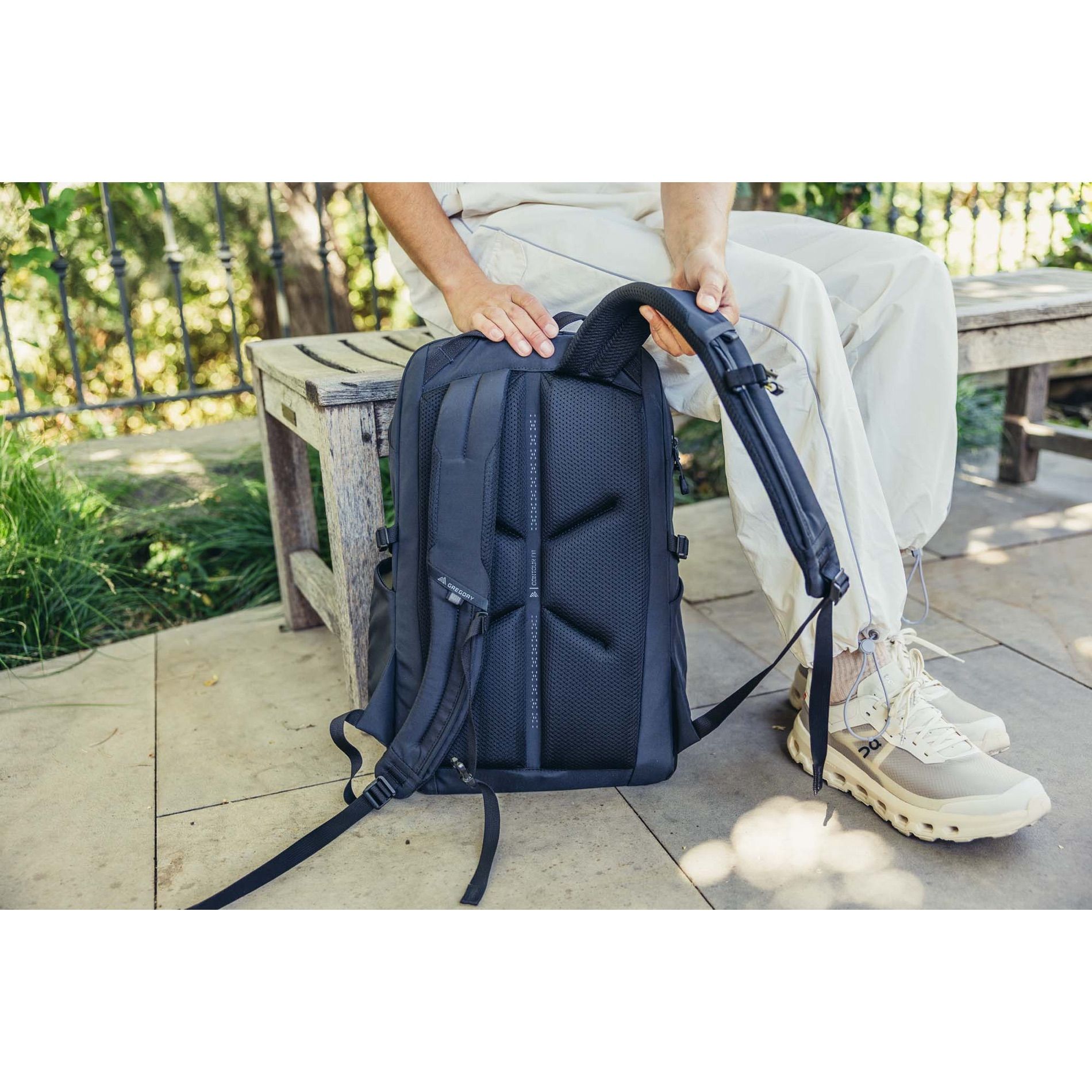 Daypack TERROS 28 - BLACK LICHEN