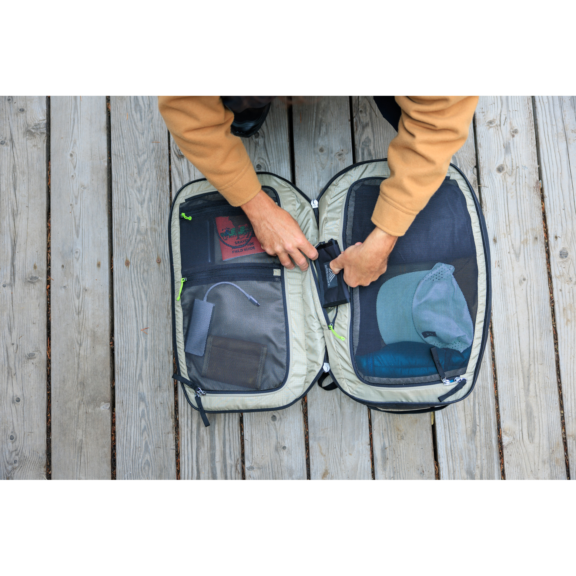 BORDER 30 - POOL PARTY