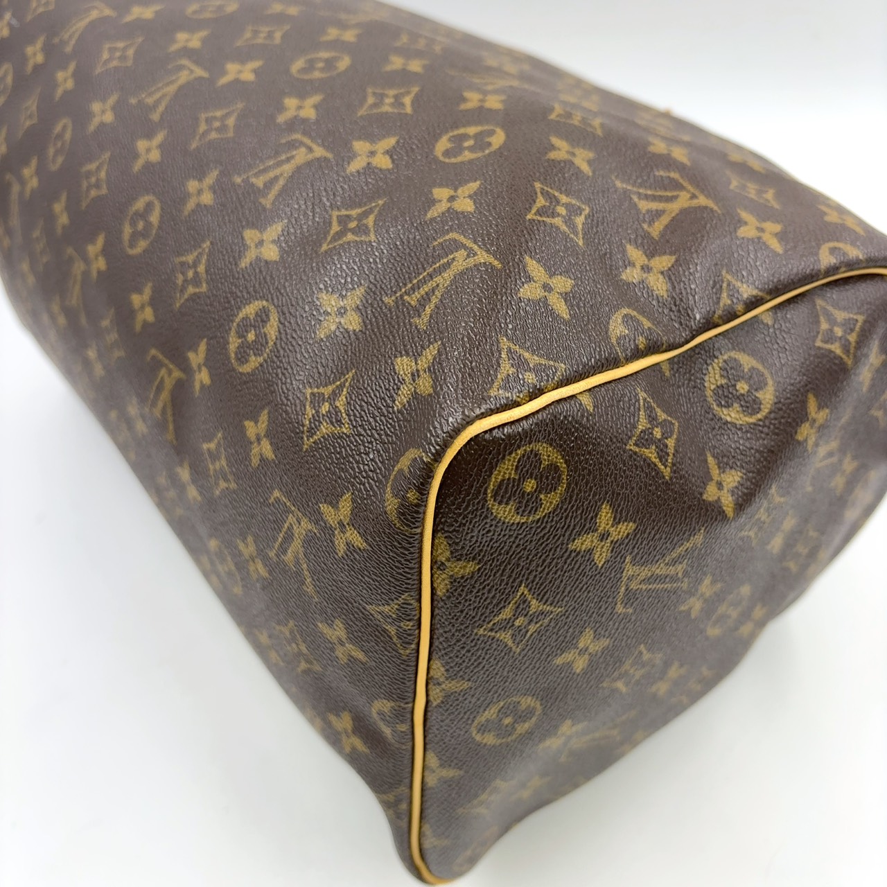 Louis Vuitton  Speedy 40  Monogram Boston Bag