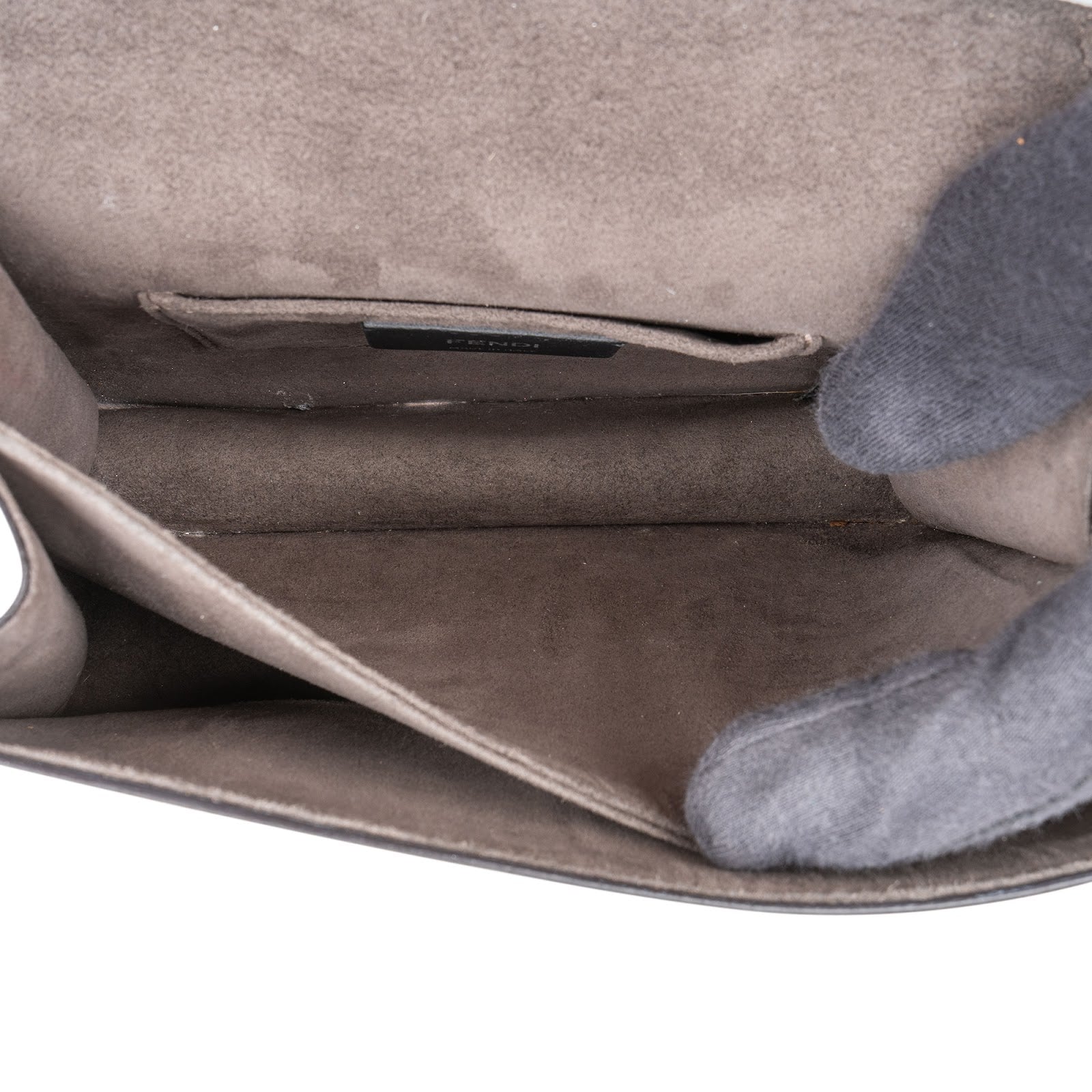Fendi – Kan I schoudertas met studs en embleem