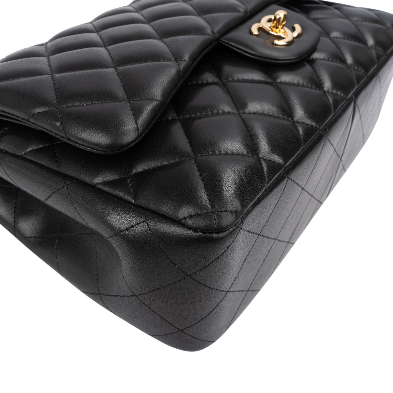 Chanel - Jumbo Double Flap Crossbody Bag