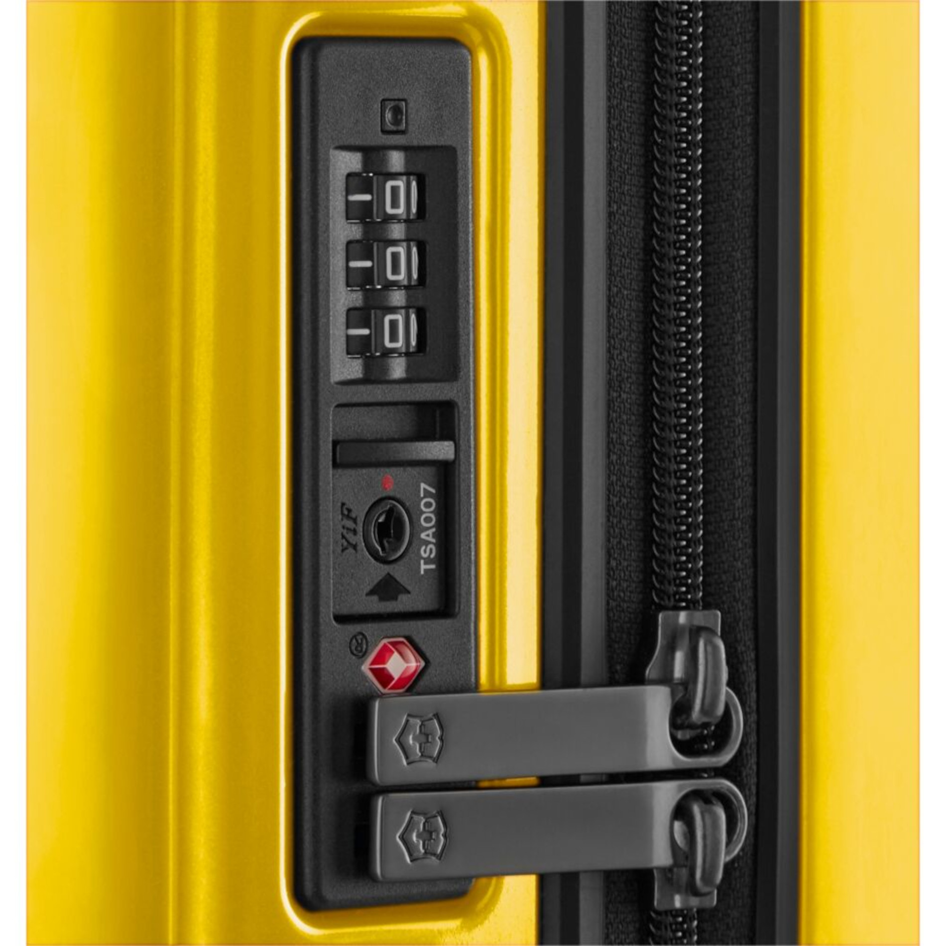 Airox Medium Hardside Case (69 cm) - Gold Yellow