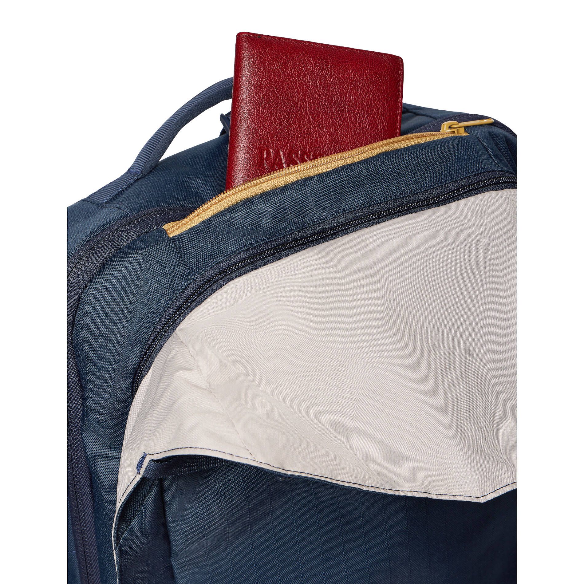 Mundo Carry-On 38