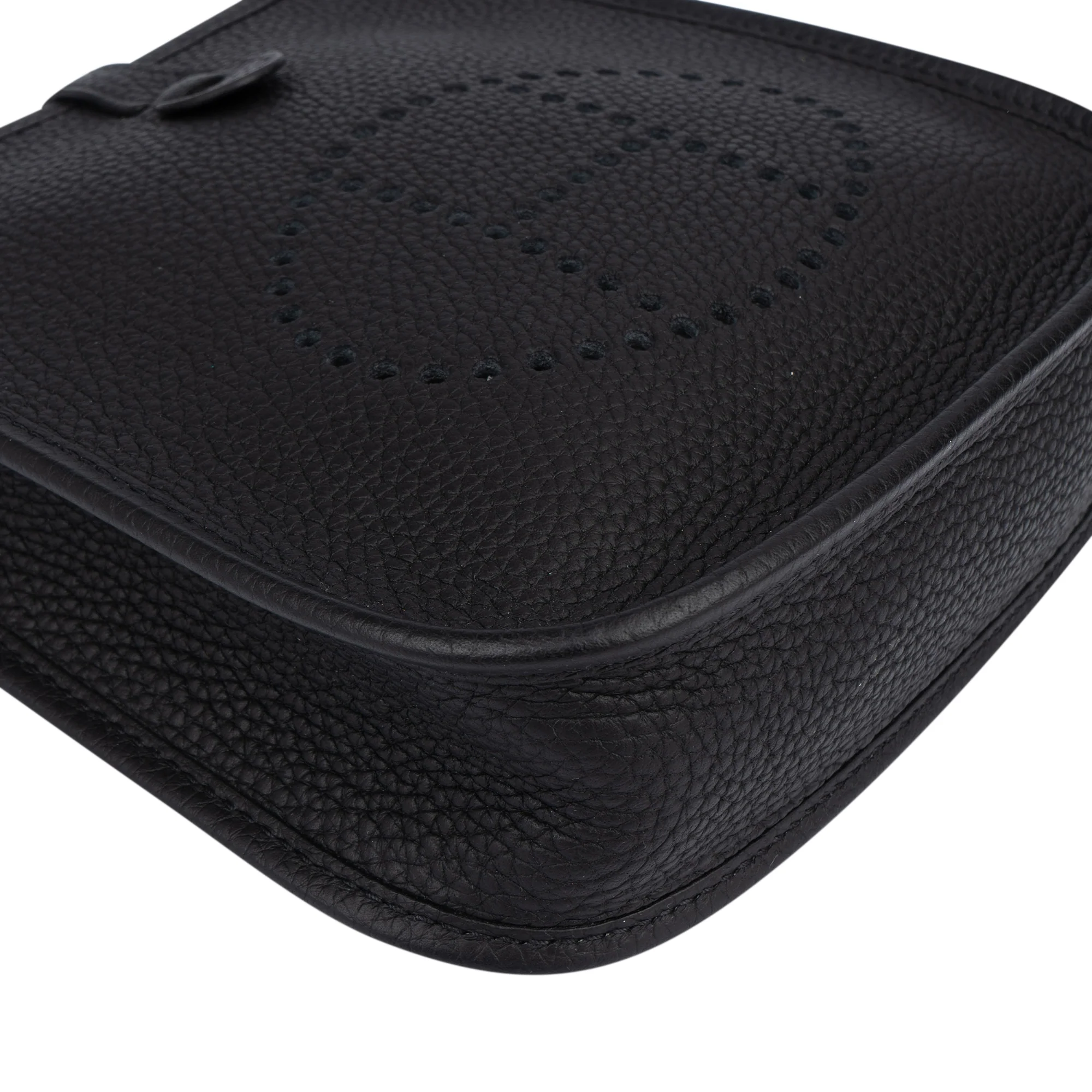 Hermès Clemence Leather Evelyne 16 Crossbody Bag