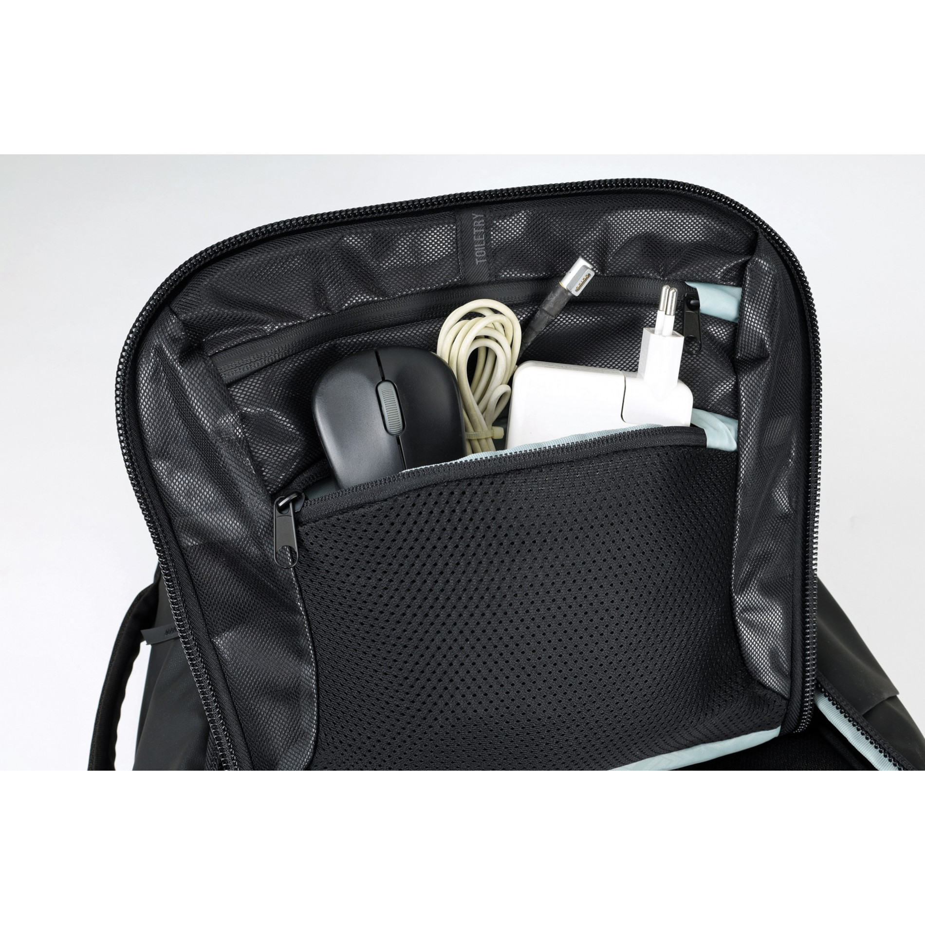 Rucksack NIKURO TRAVELER - Black Out