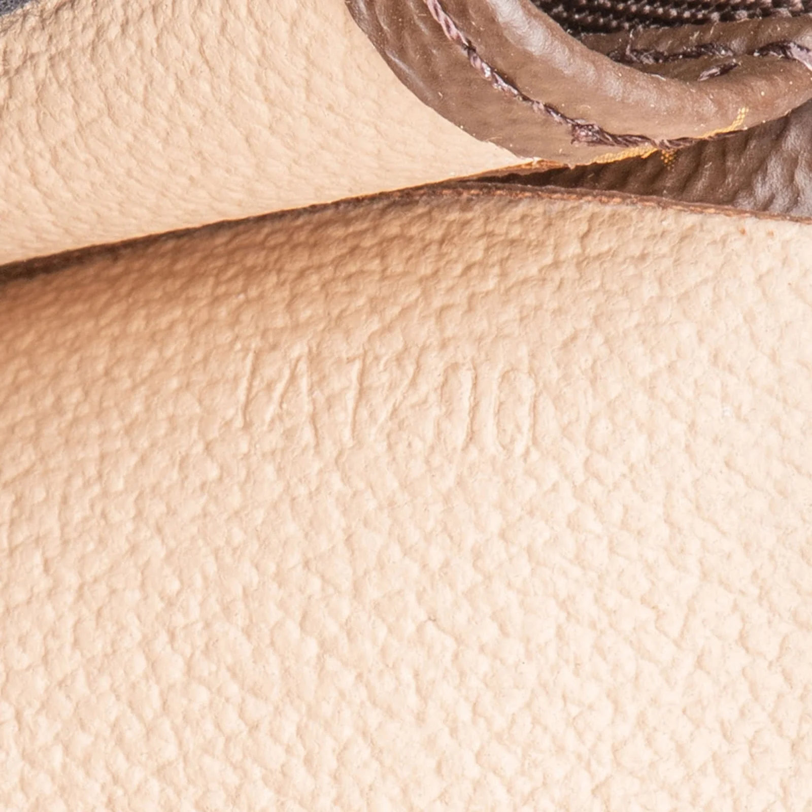 Louis Vuitton Monogram Canvas Kulturbeutel