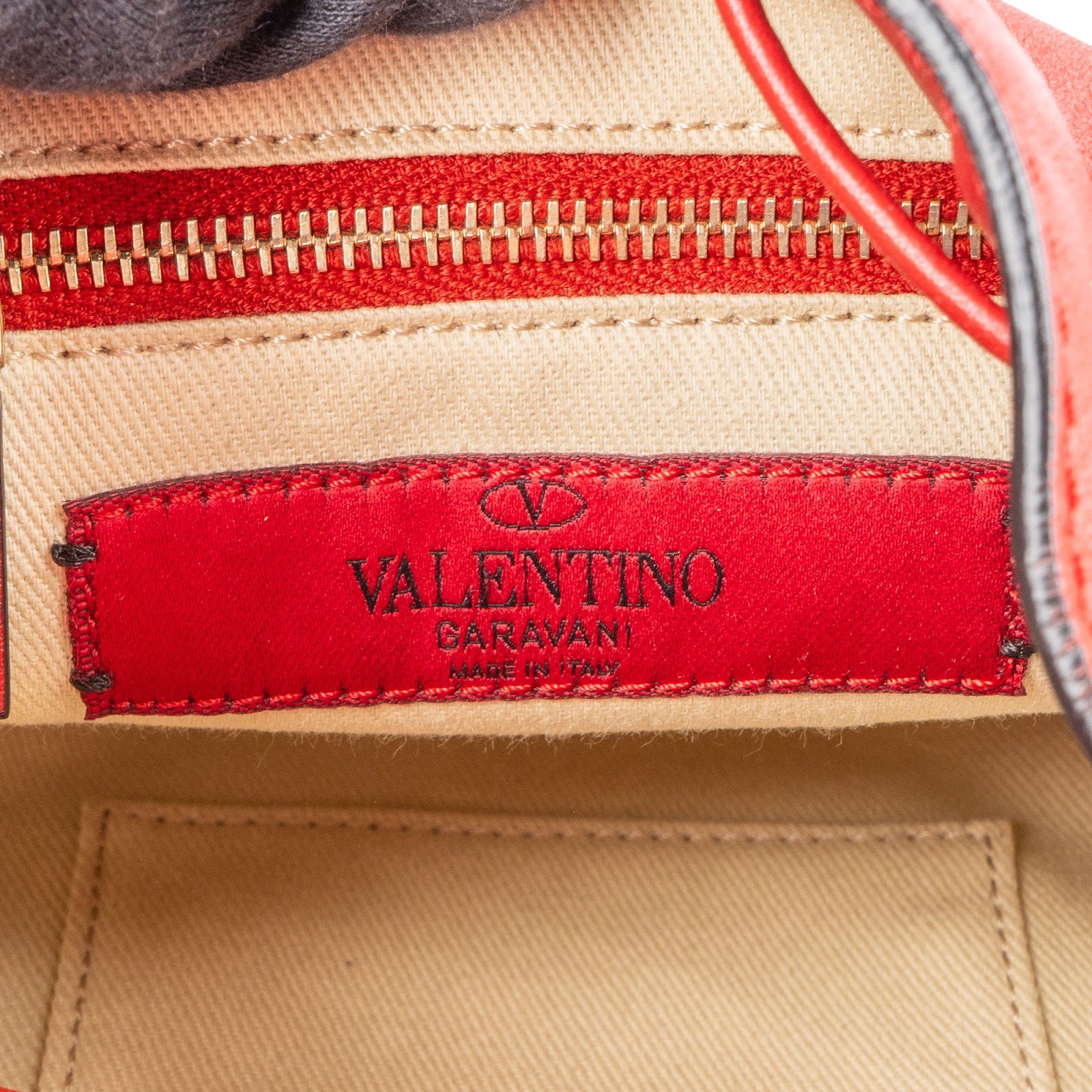 Valentino Garavani Red Leather Rockstud Bucket