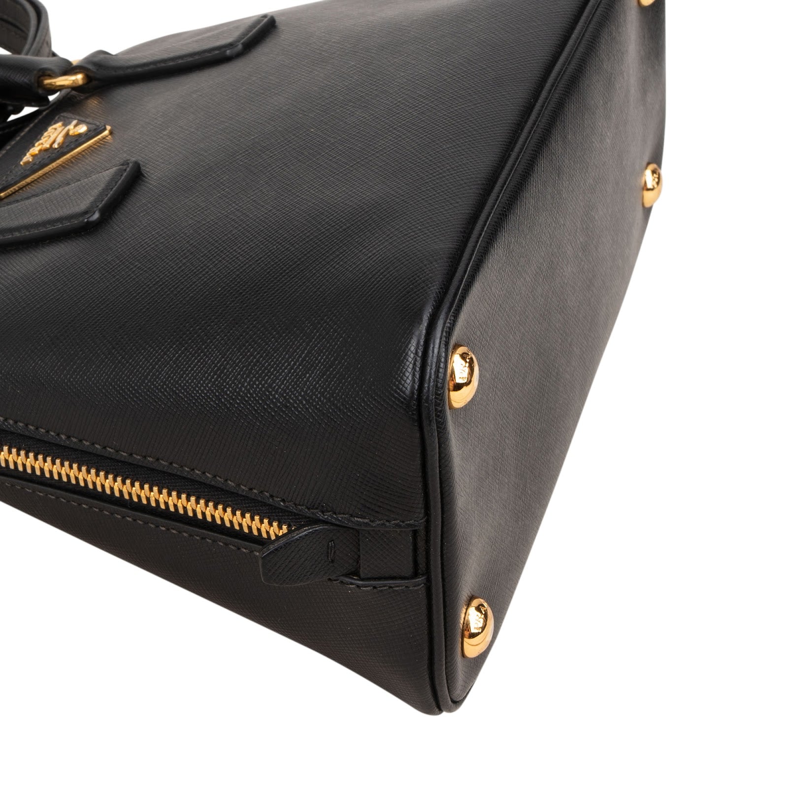 Prada – torebka Promenade z czarnej skóry Saffiano