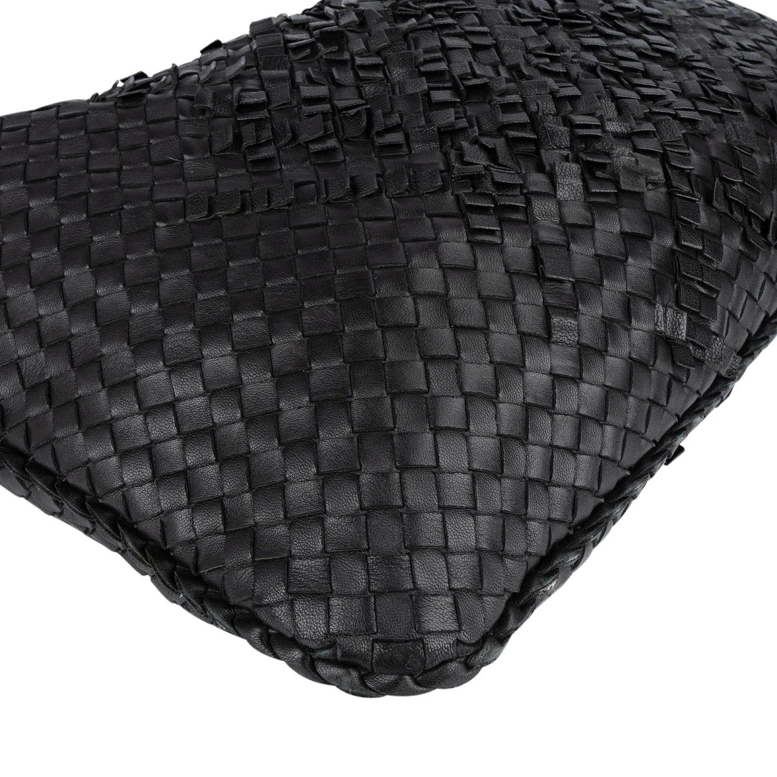 Bottega Veneta Intrecciato Nappa Cervo Belly Hobo Shoulder Bag