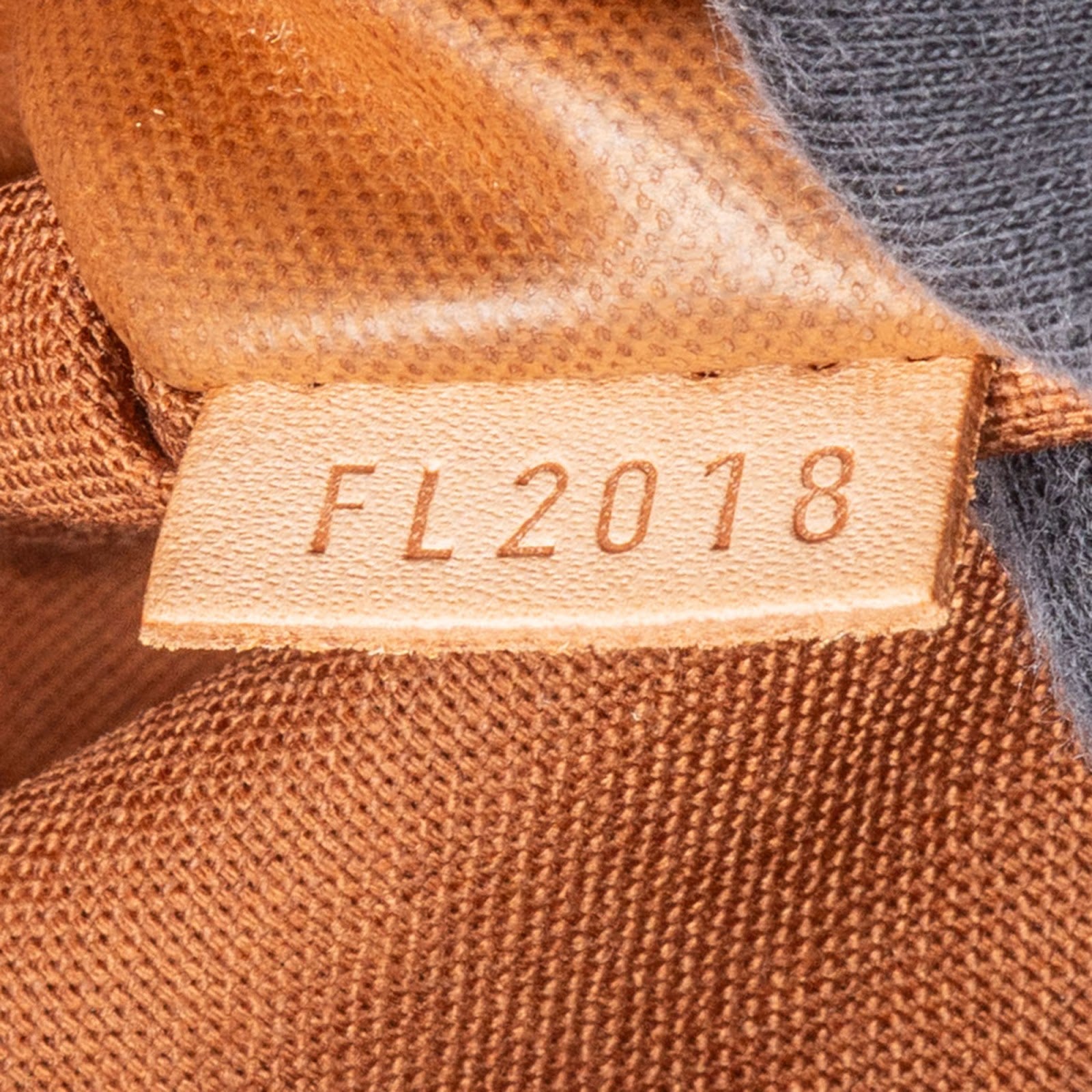 Louis Vuitton – torba podróżna Eole 50 na kółkach