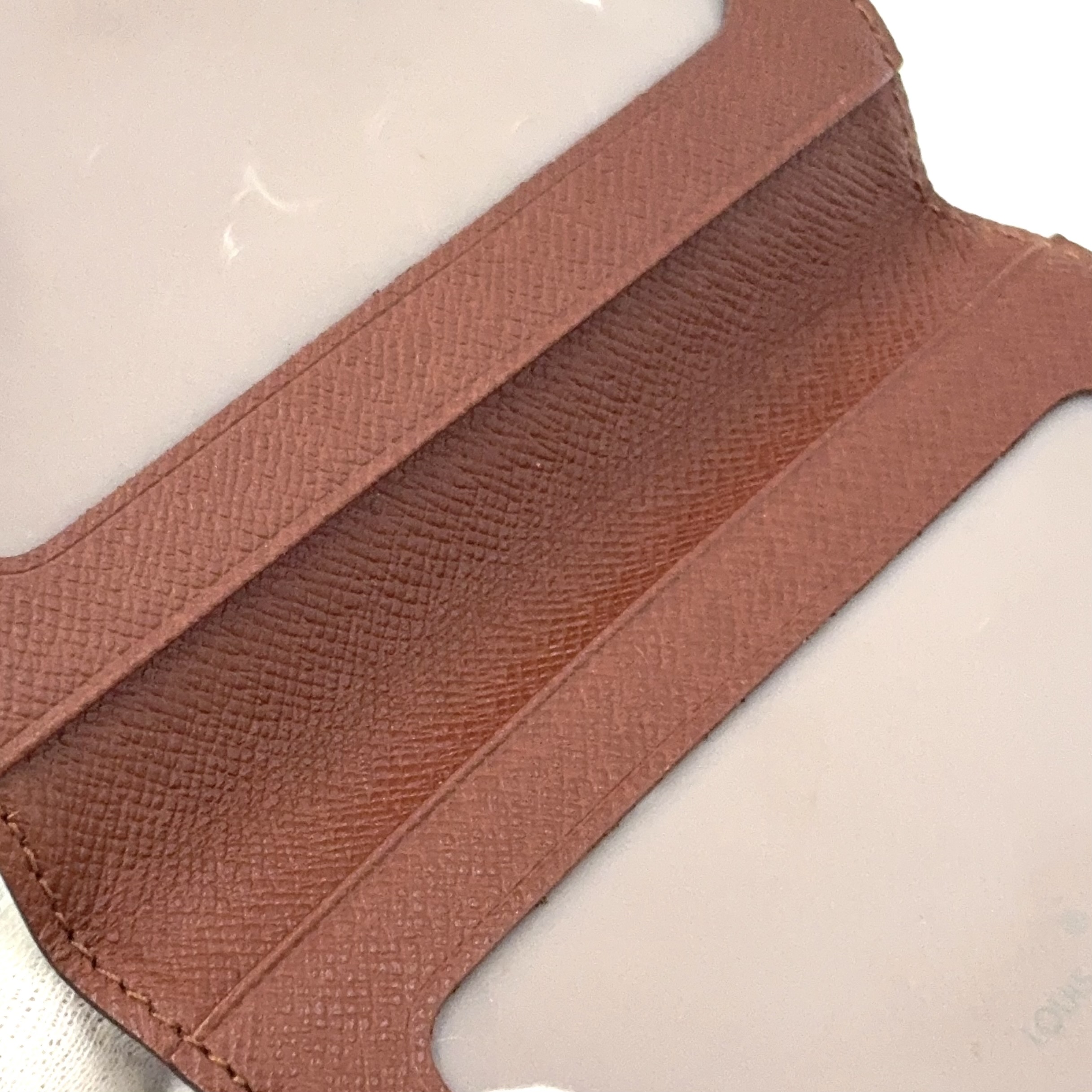 Louis Vuitton – Porto 2card Vertical Monogram Card Case