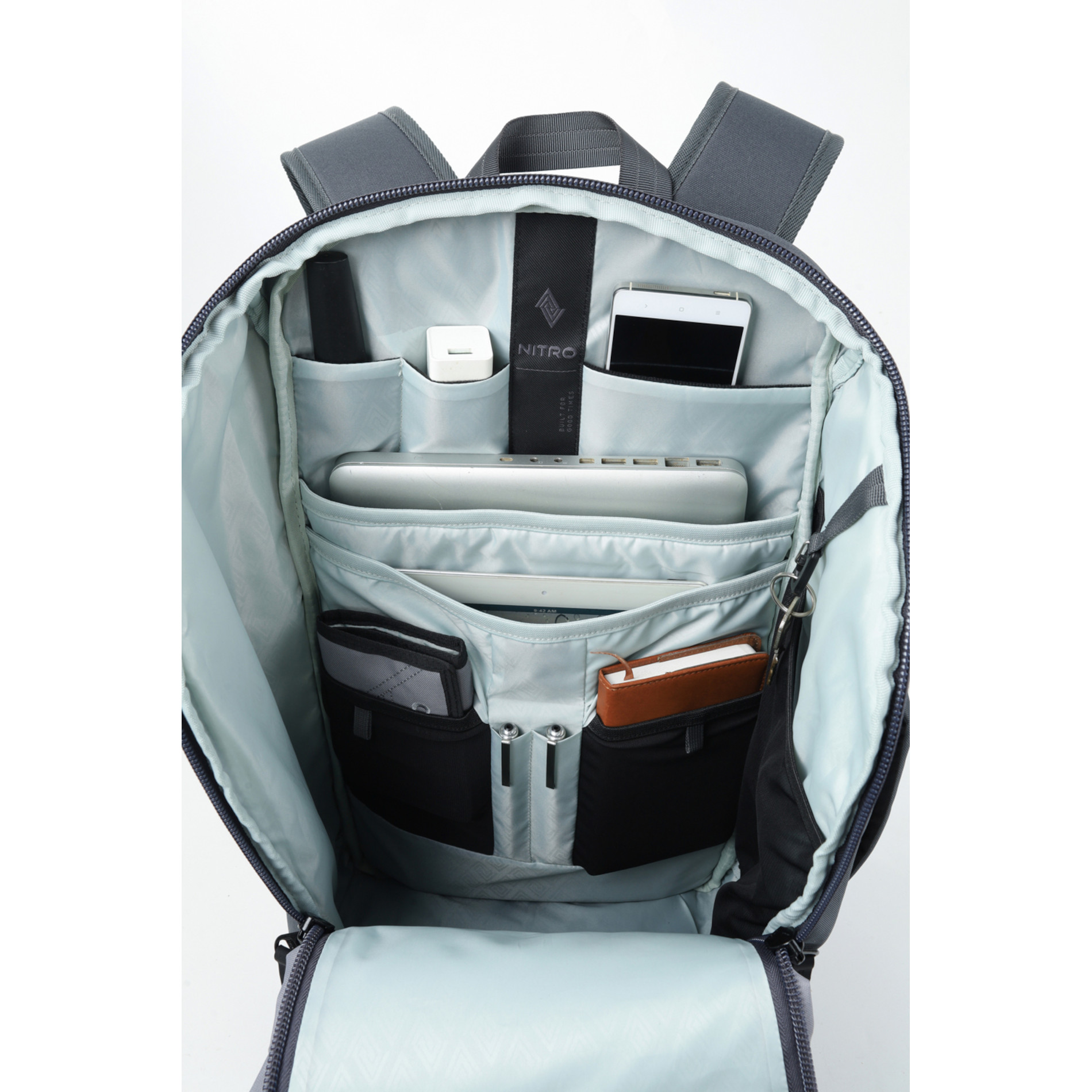 Rucksack NIKURO TRAVELER - Graphite