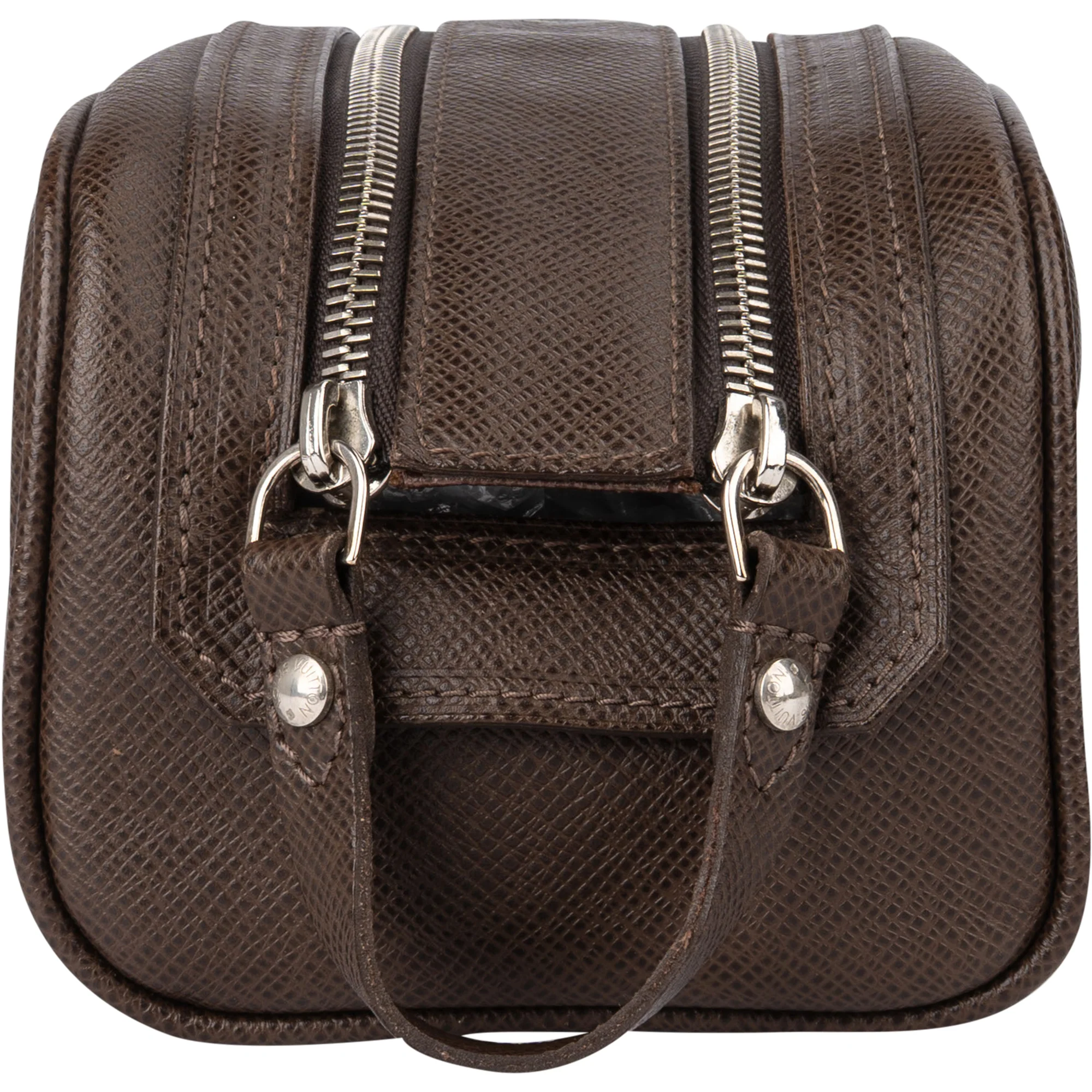 Louis Vuitton Brun Taiga Leather Kulturbeutel