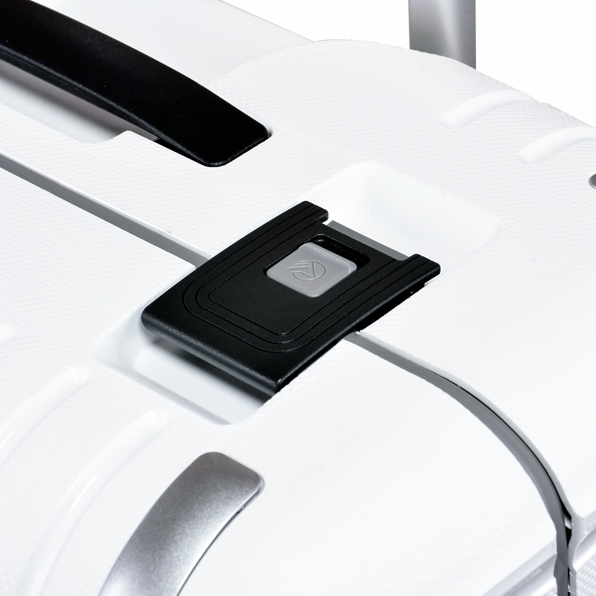 VERTICA Trolley M (68 cm) - weiß