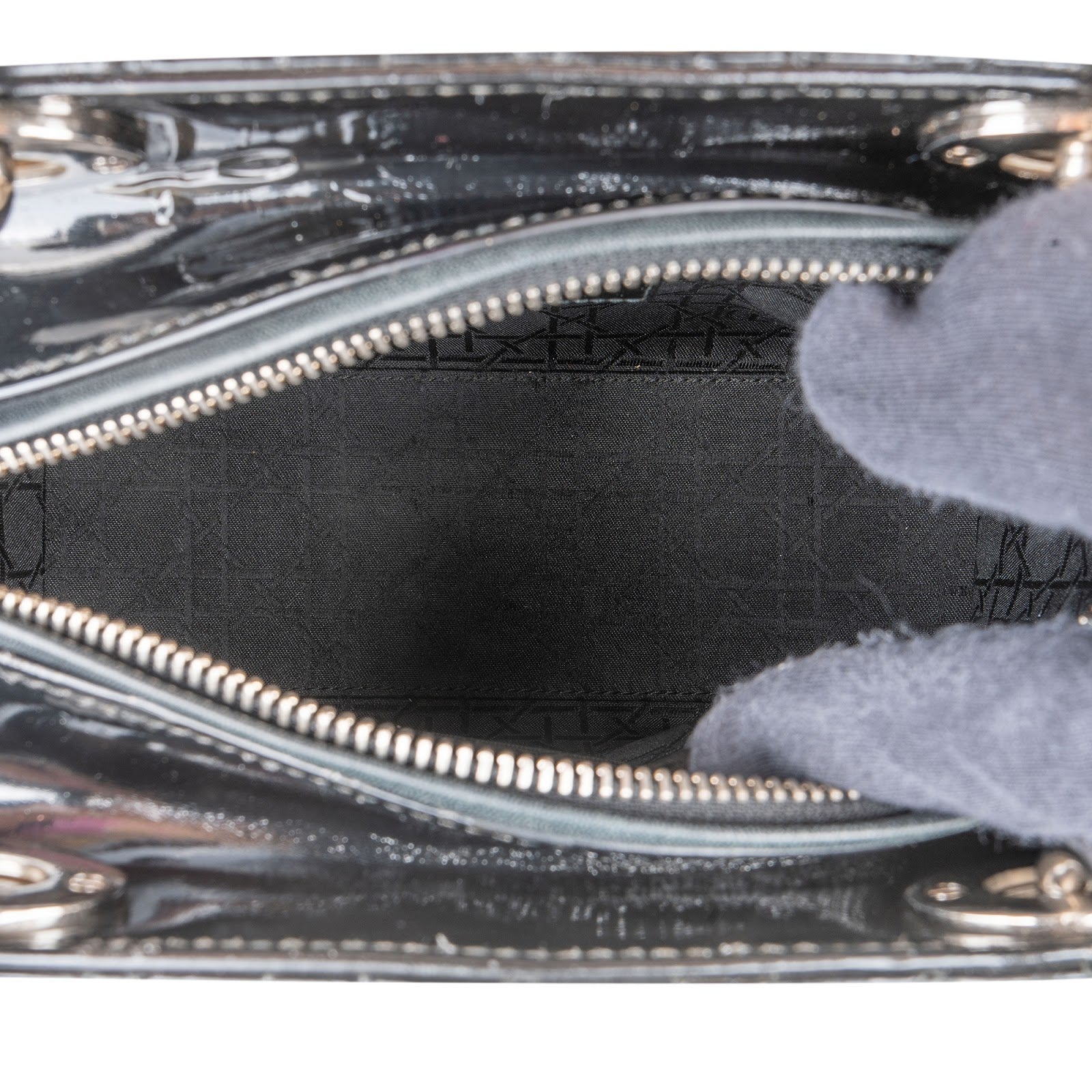 Christian Dior – Lady Dior handtas met quiltpatroon en Cannage-motief in lakleer