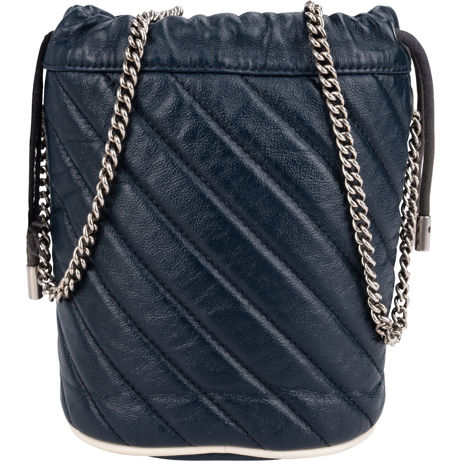 Gucci Matelassé Chevron Leather GG Marmont Mini Bucket