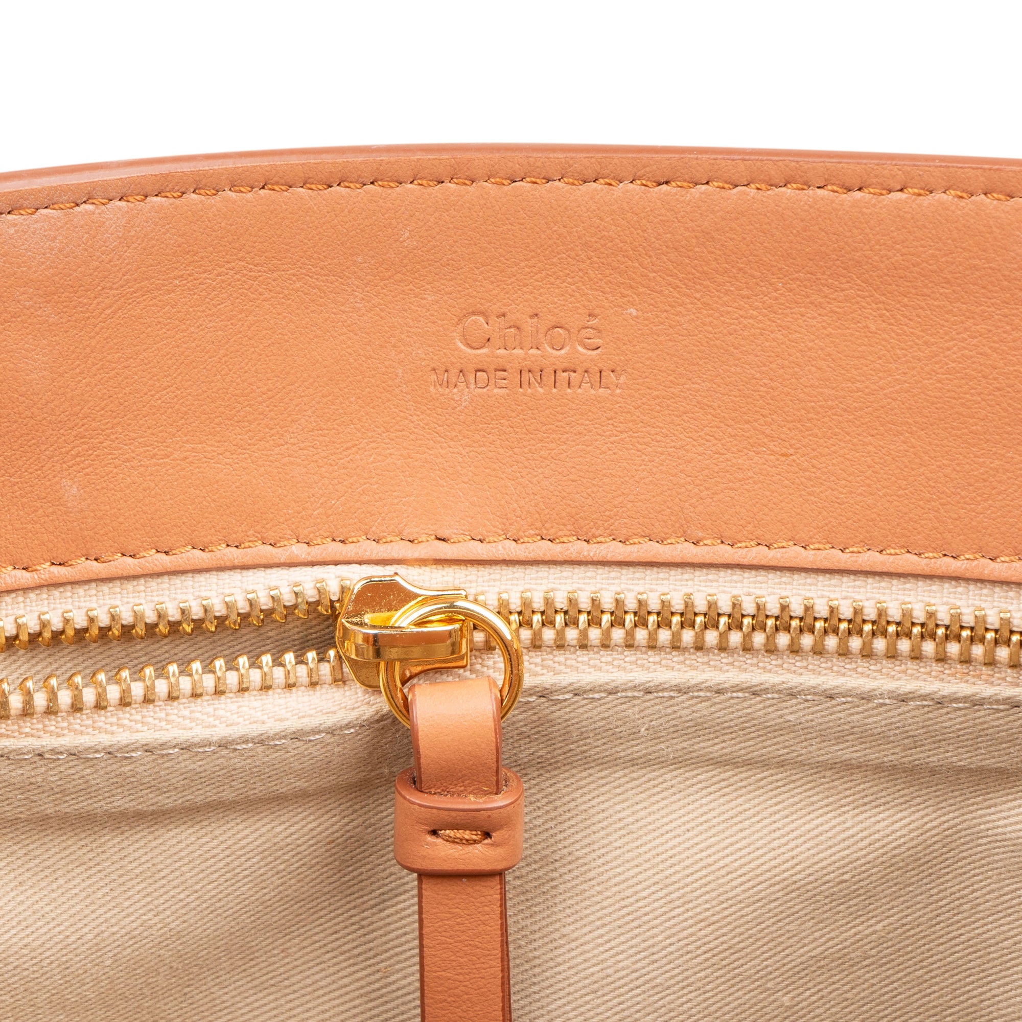 Petit sac à bandoulière « Tess » de Chloé en cuir de veau grainé
