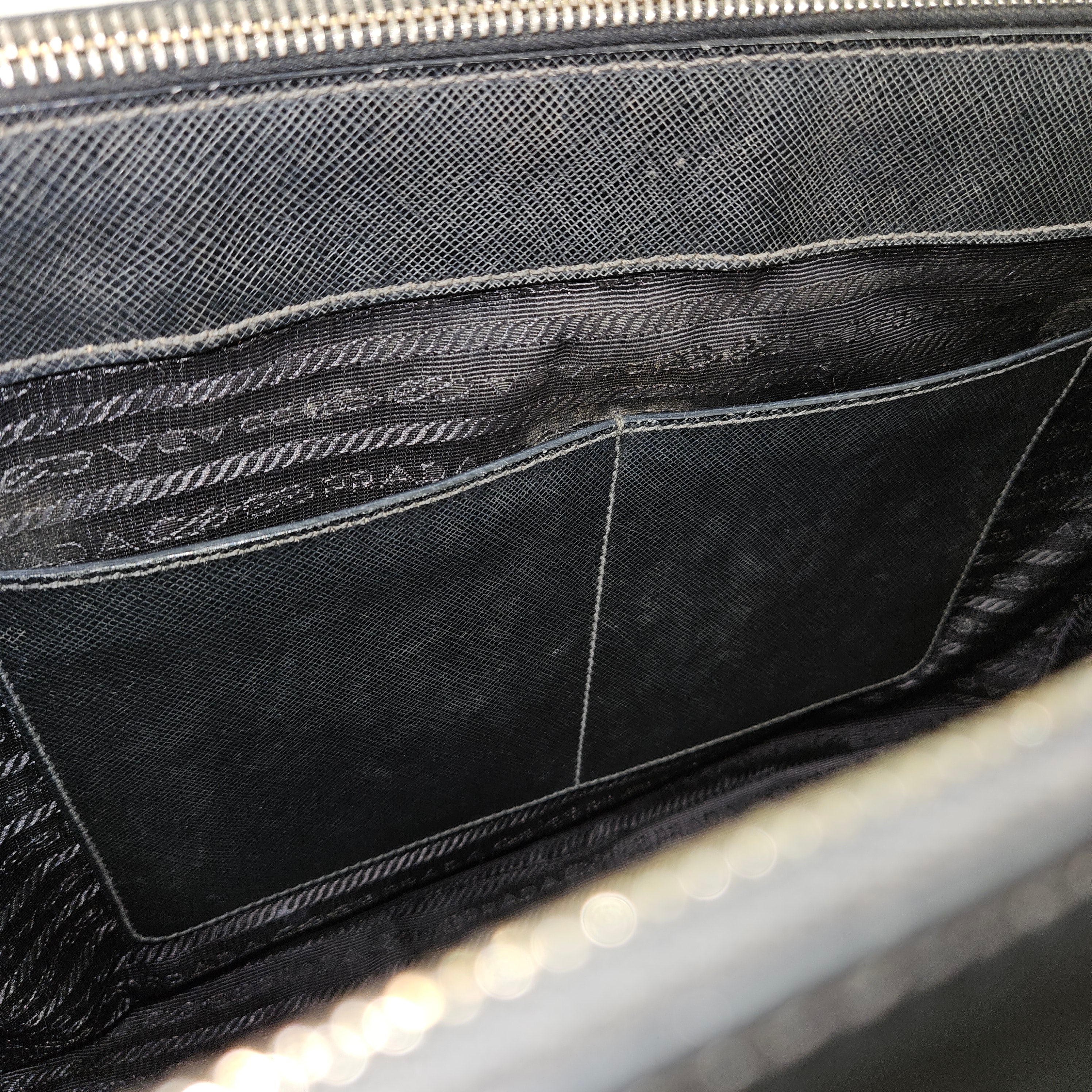 Prada- Saffiano Leather Galleria Handtasche