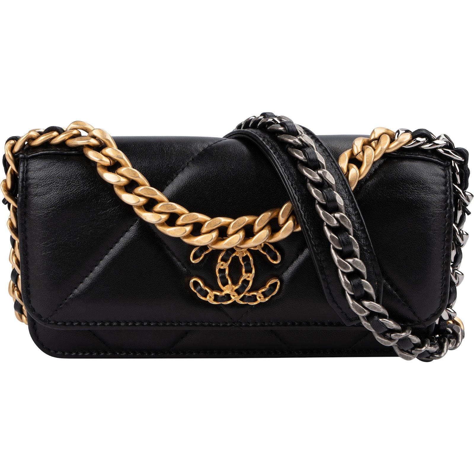 Chanel – 19 Wallet on Chain (WOC)