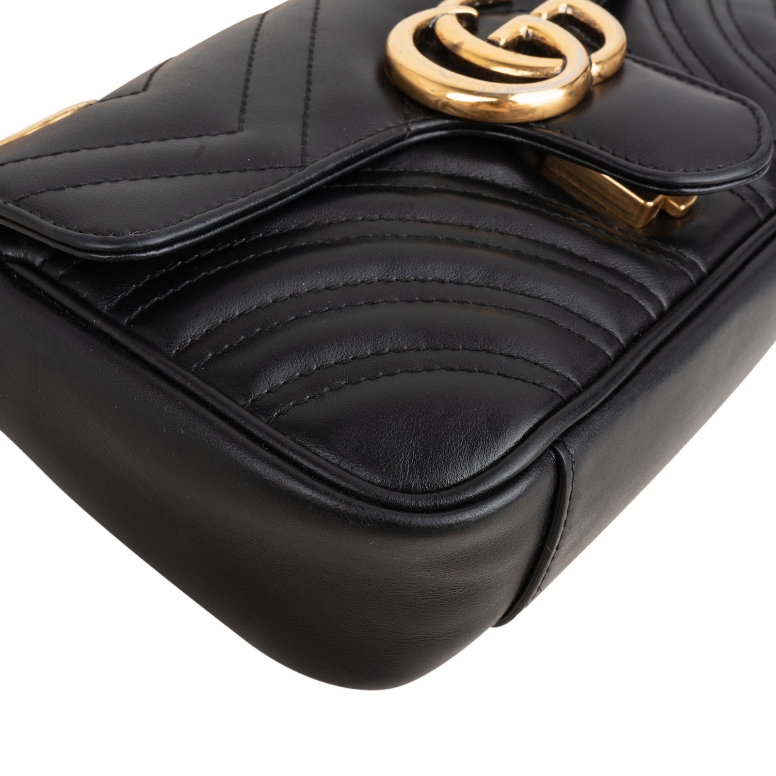 Gucci - GG Marmont Crossbody Bag