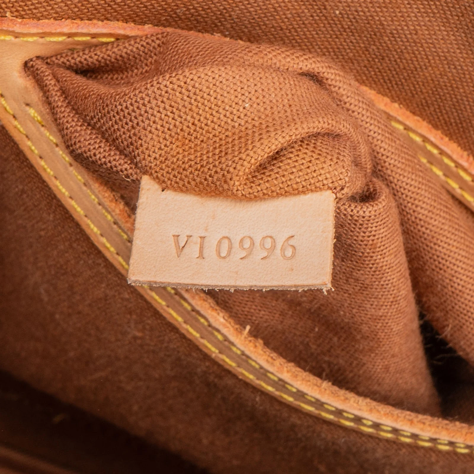 Louis Vuitton Monogram Canvas Alma PM Handbag
