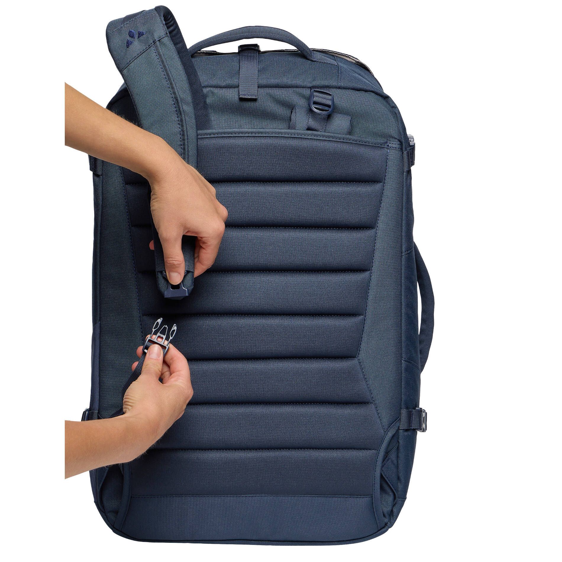 Mundo Carry-On 38