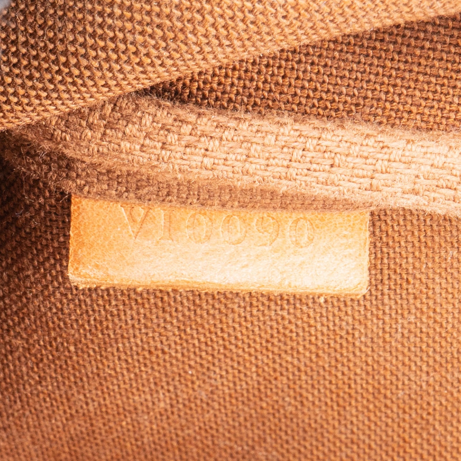 Louis Vuitton Monogram Canvas Pochette