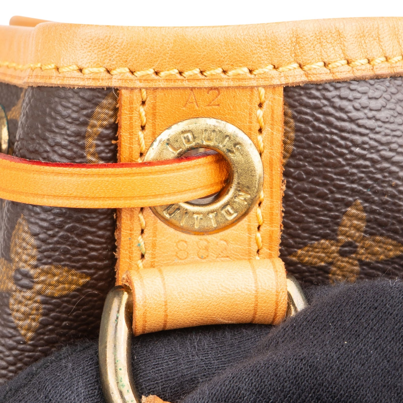 Louis Vuitton Monogram Canvas Sac Noé Grande Shoulder Bag