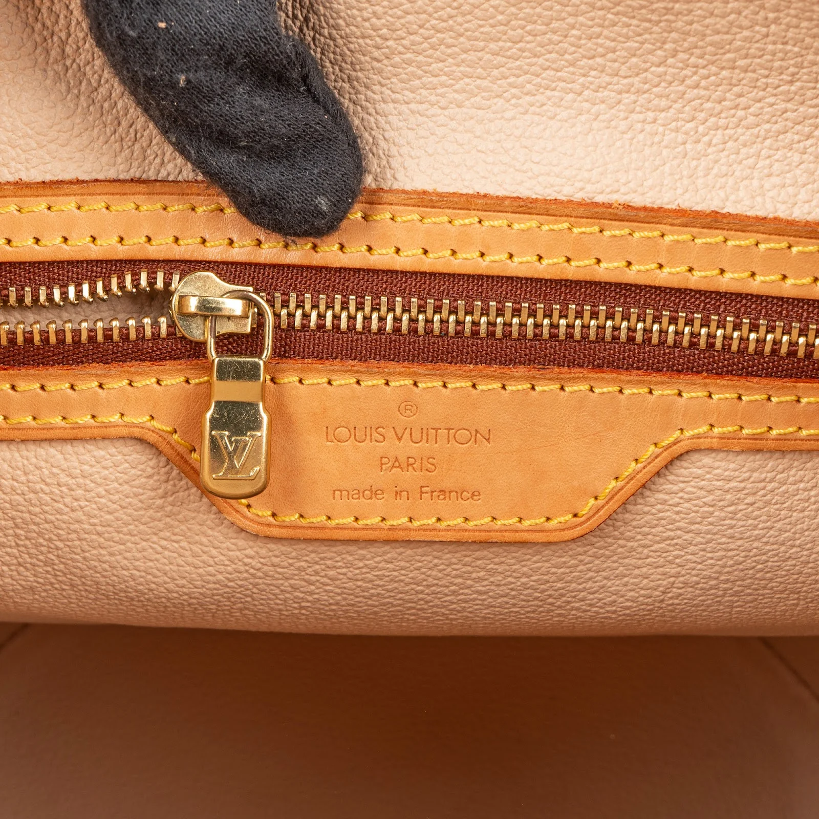 Louis Vuitton Monogram Canvas Bucket PM Shoulder Bag