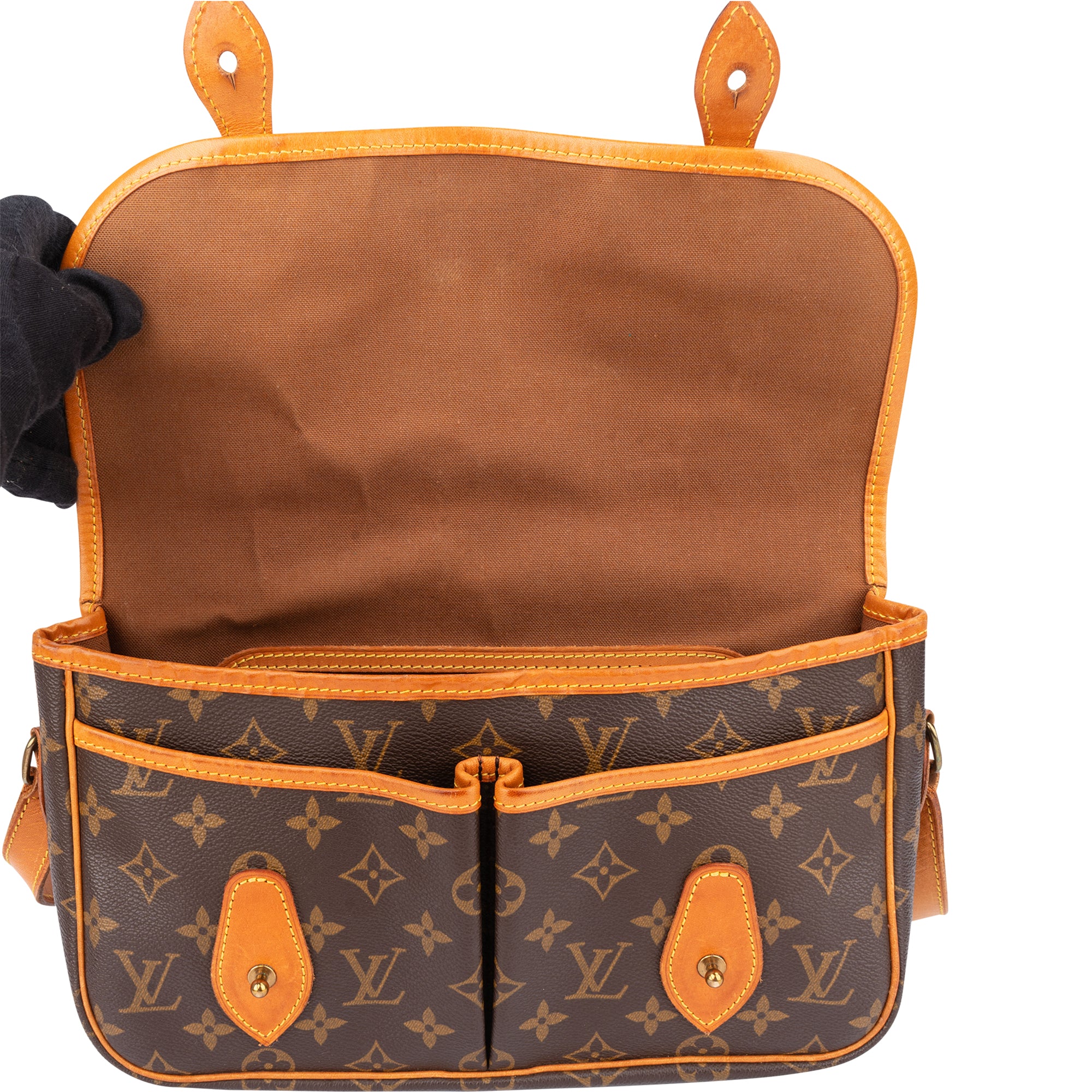 Louis Vuitton Canvas Monogram Gibeciere MM Crossbody Bag