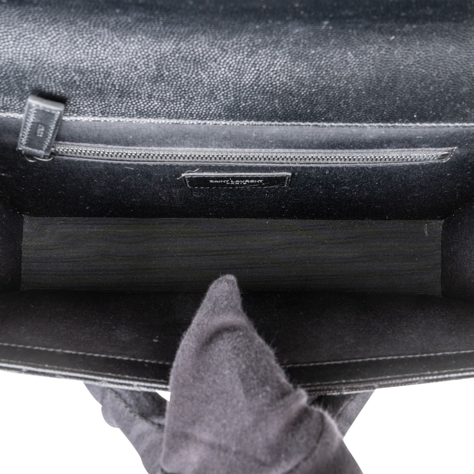 Sac à bandoulière grand format « Grain De Poudre Matelassé » d'Yves Saint Laurent