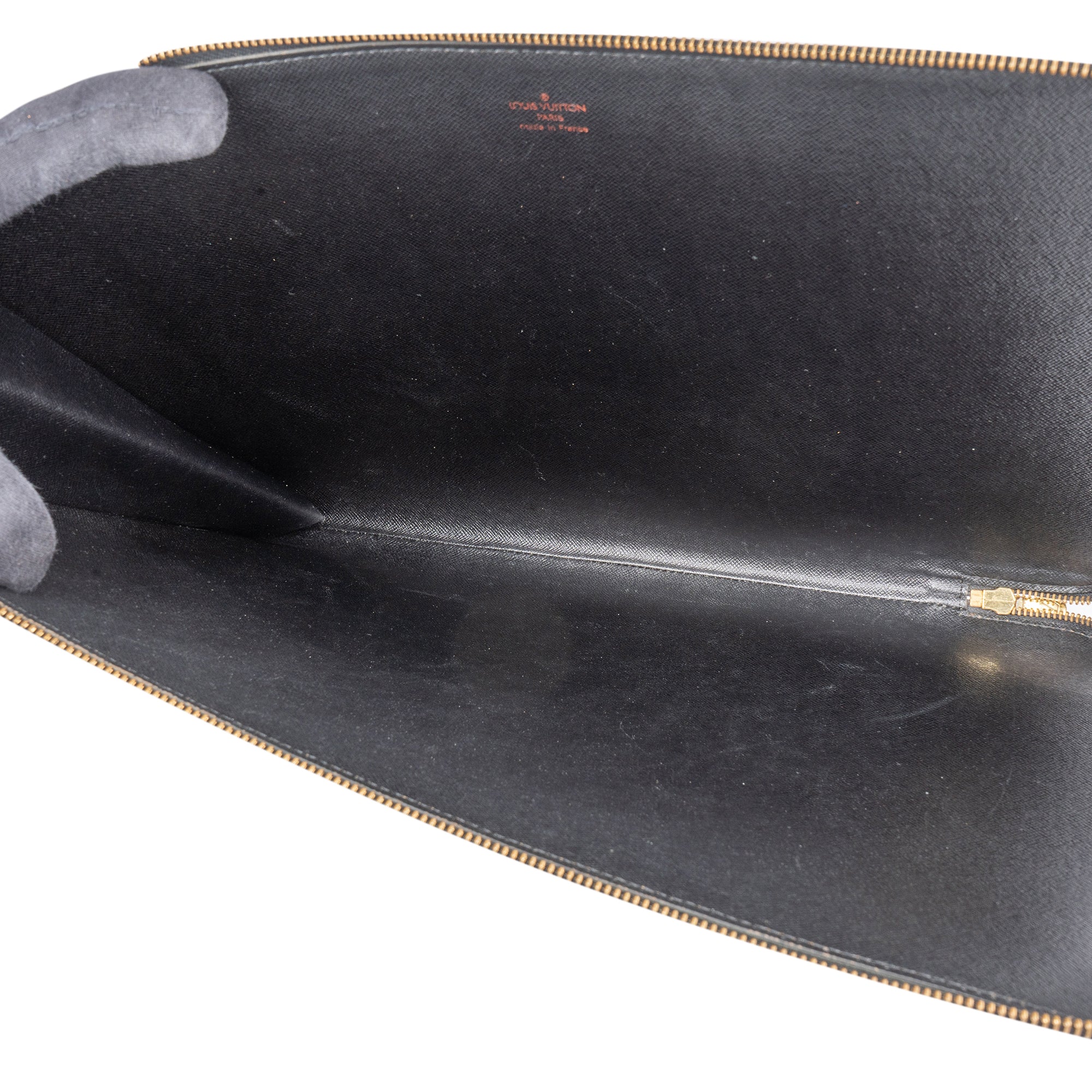 Louis Vuitton Noir Epi Leather Laptophülle