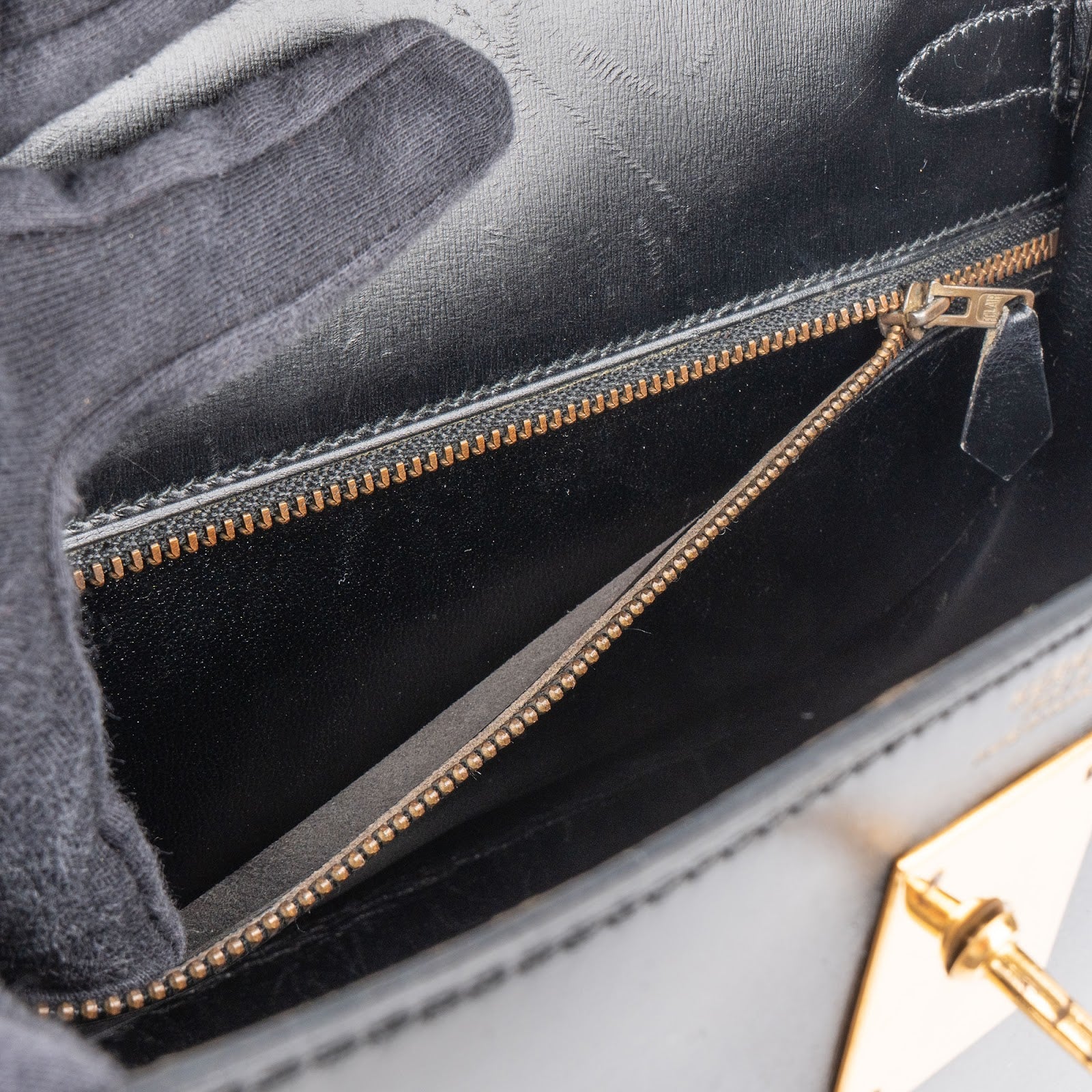 Hermès Box Calf Leather Kelly 32 Handbag