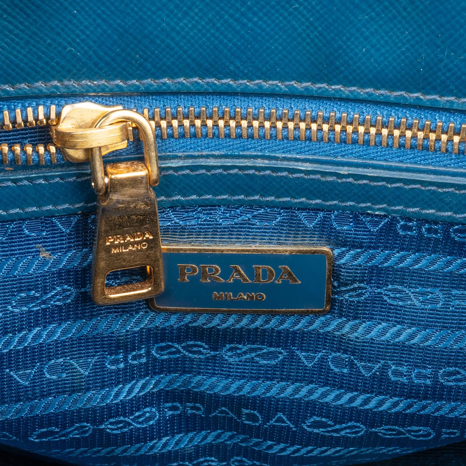 Prada Saffiano Vernice Galleria Handbag
