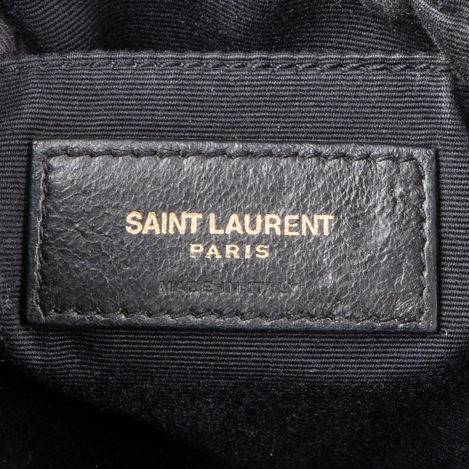 Yves Saint Laurent - Lou Camera Crossbody Bag