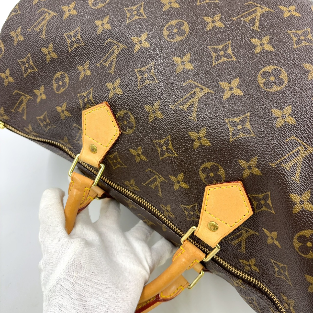 Louis Vuitton  Speedy 40  Monogram Boston Bag