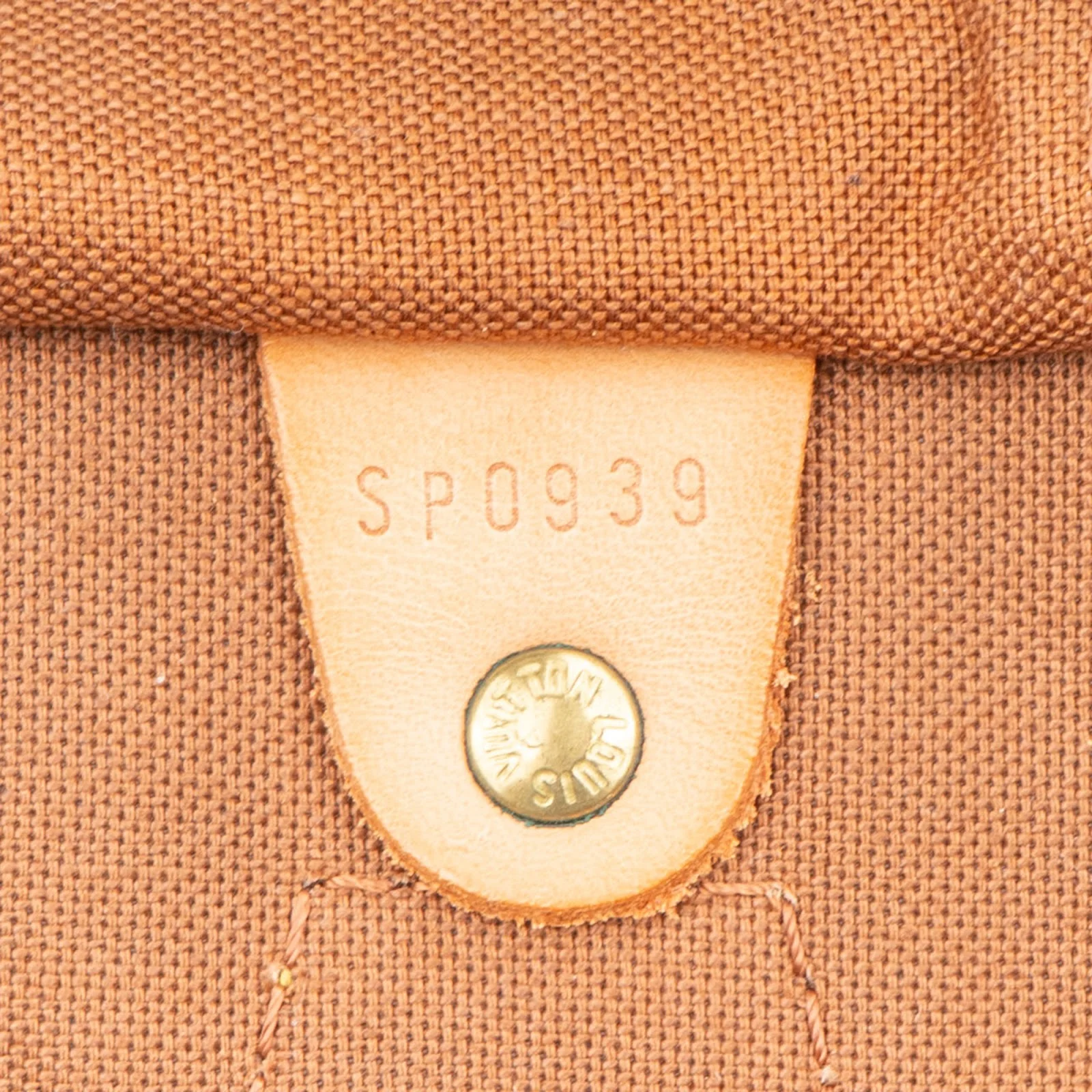Louis Vuitton Monogram Canvas Speedy 40 Boston Bag