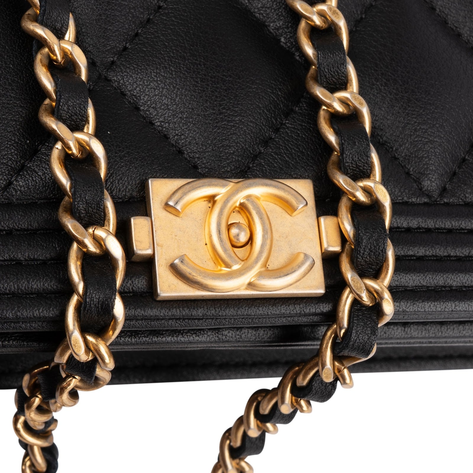 Chanel – Small Boy-portemonnee met ketting, crossbodytas