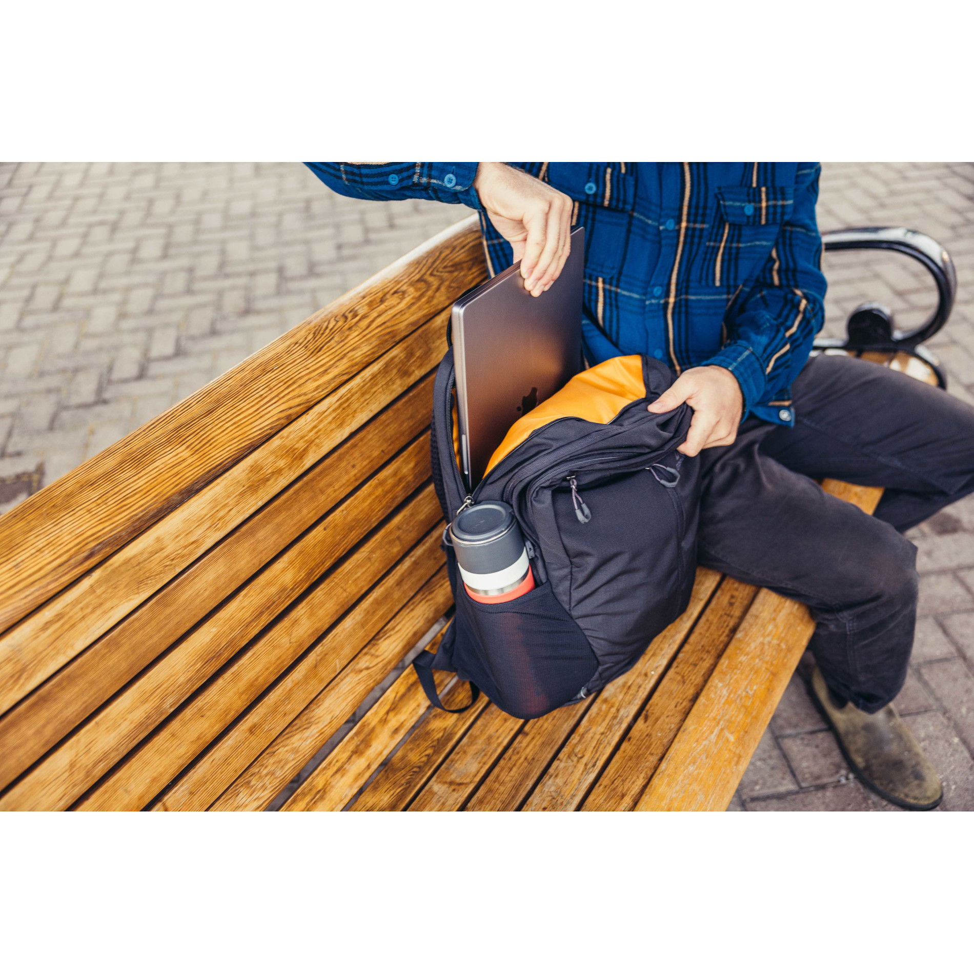 Daypack RHUNE 28 - CARBON BLACK